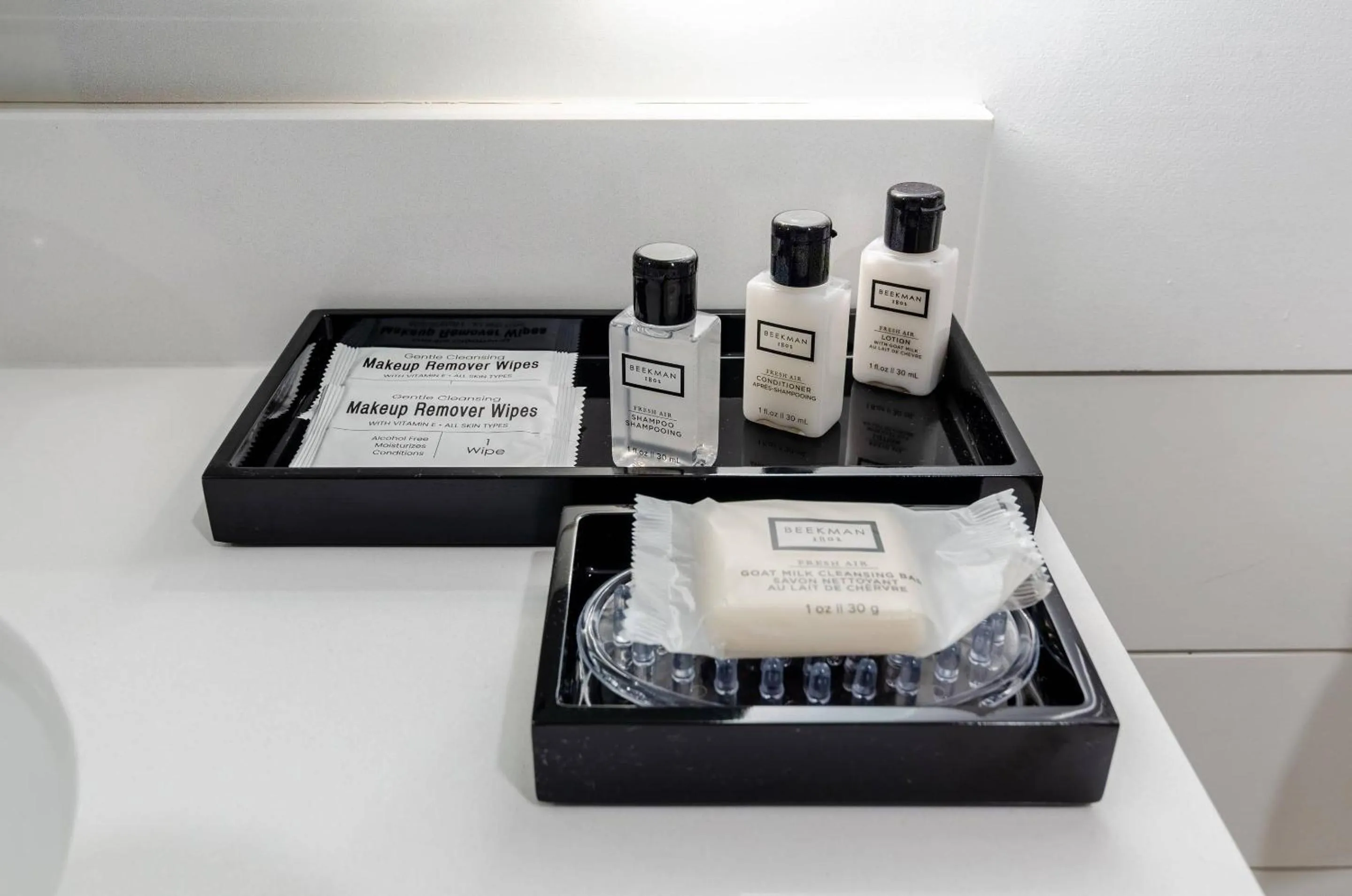 Bedroom in Graystone Lodge, an Ascend Collection Hotel