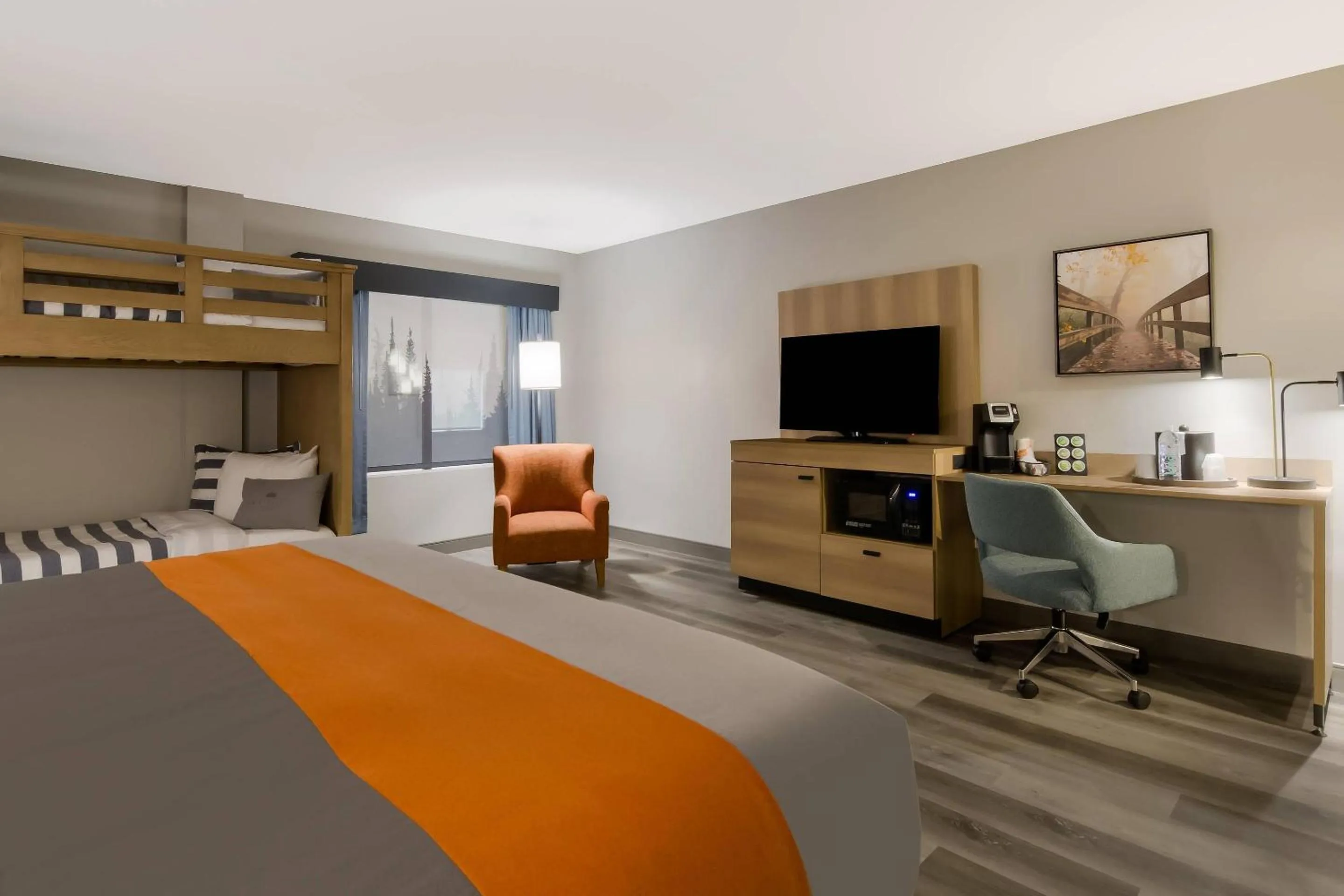 Bedroom, Bed in Graystone Lodge, an Ascend Collection Hotel