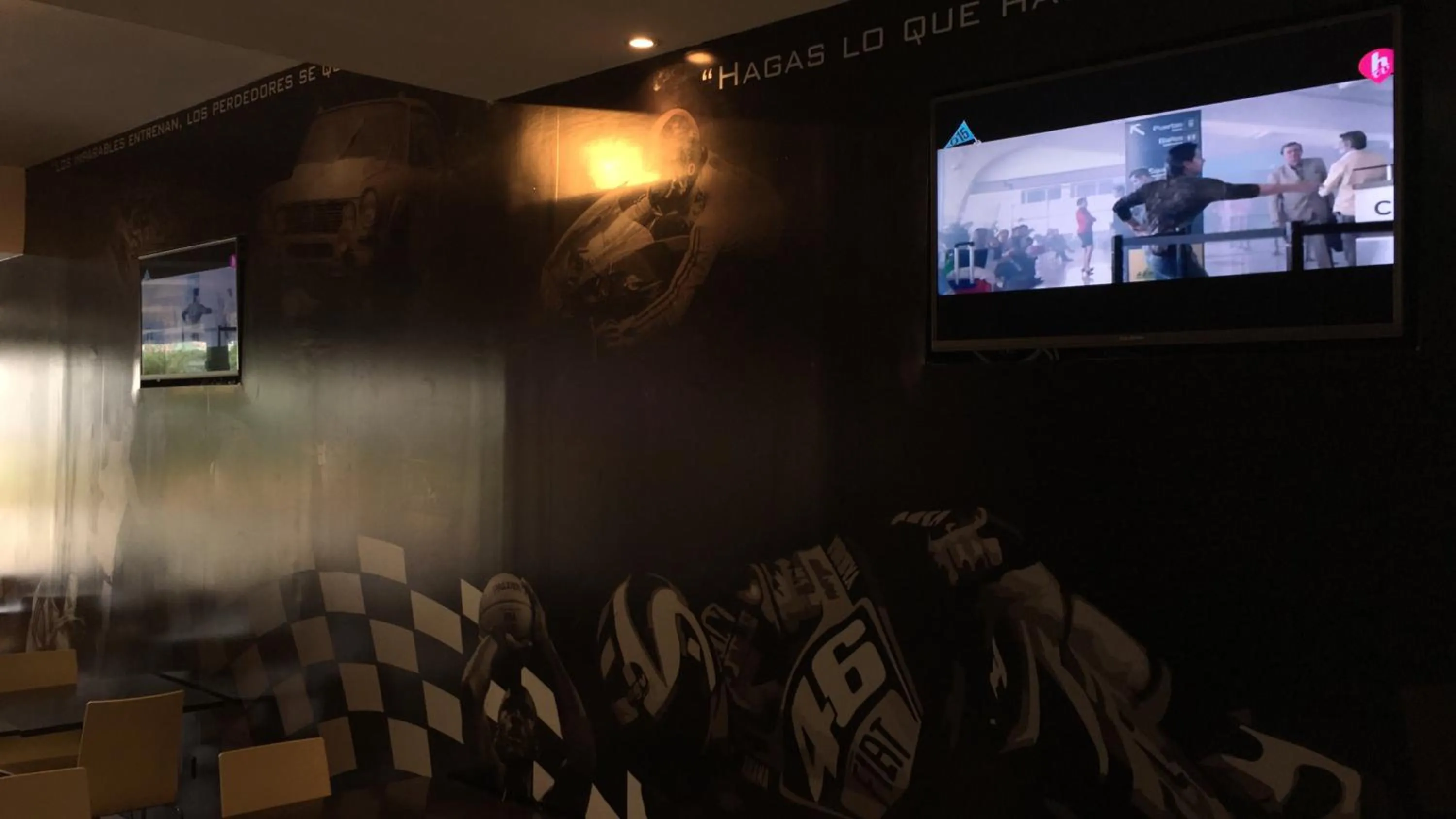 Communal lounge/ TV room in Hotel Siglo Sexto