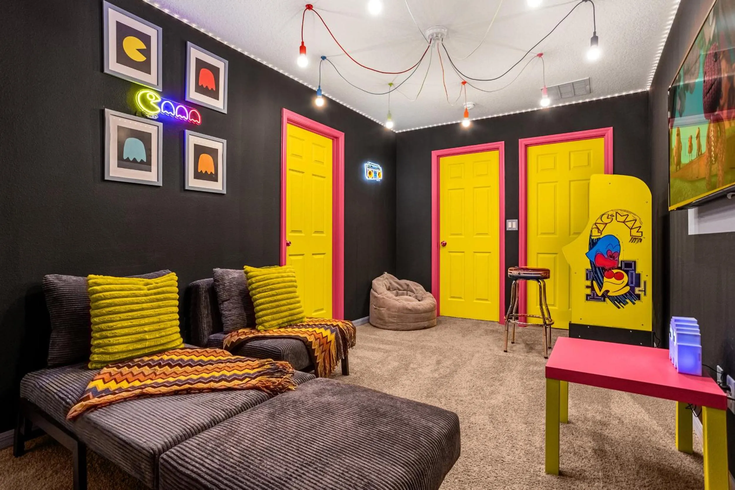 Game Room in 4BR Home w Full Resort Access - Near Disney