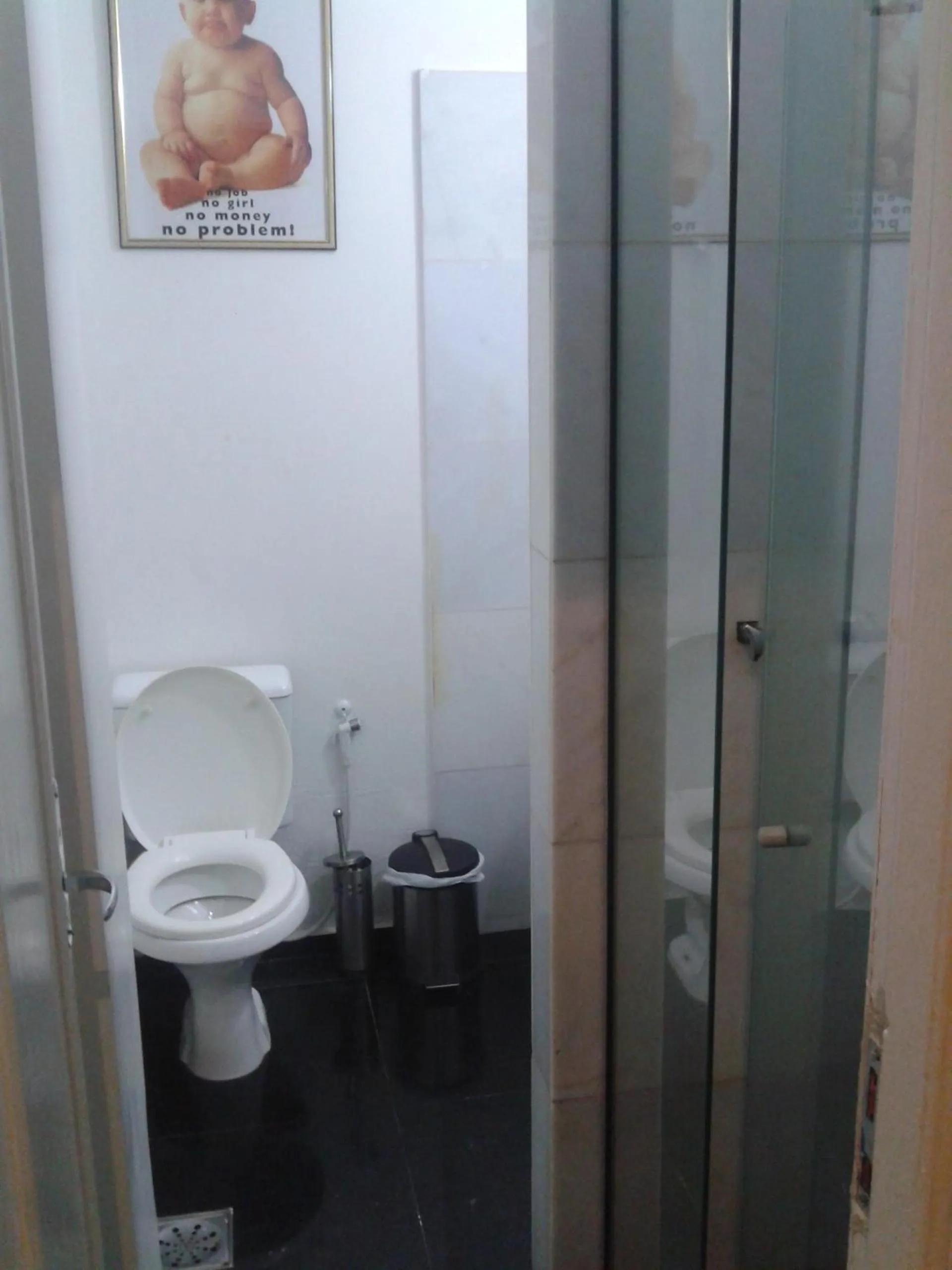 Bathroom in The best Copacabana Luxury Design 3 Bedroom room 3 bathroom 85 inch cinema tv top location