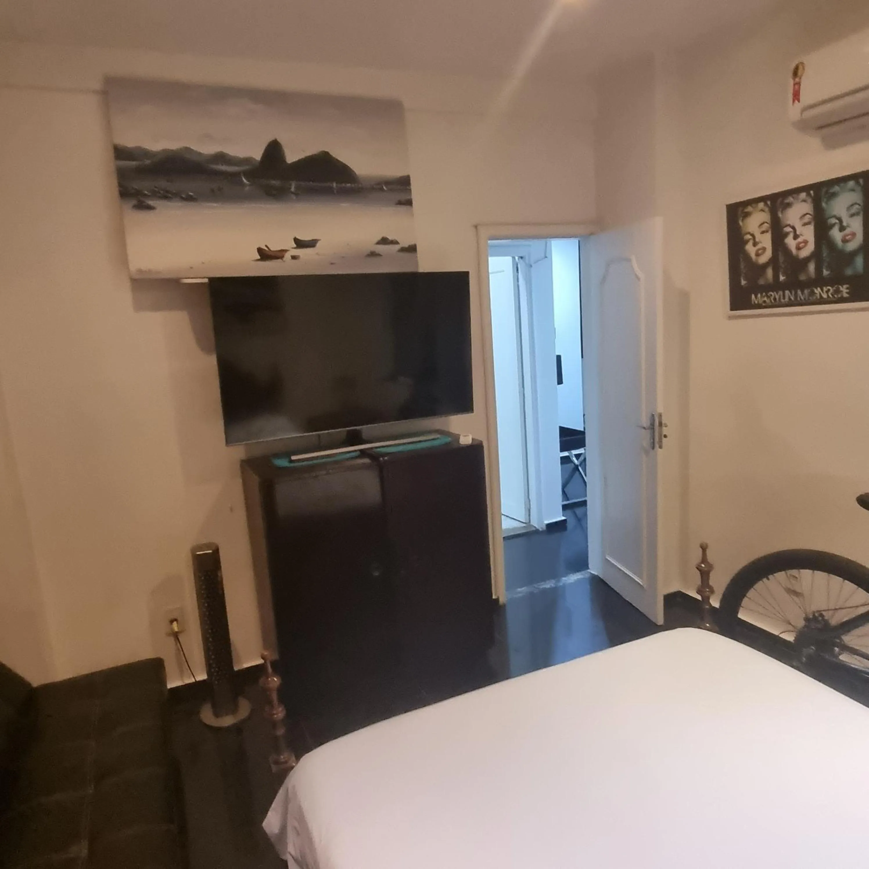 Bed in The best Copacabana Luxury Design 3 Bedroom room 3 bathroom 85 inch cinema tv top location