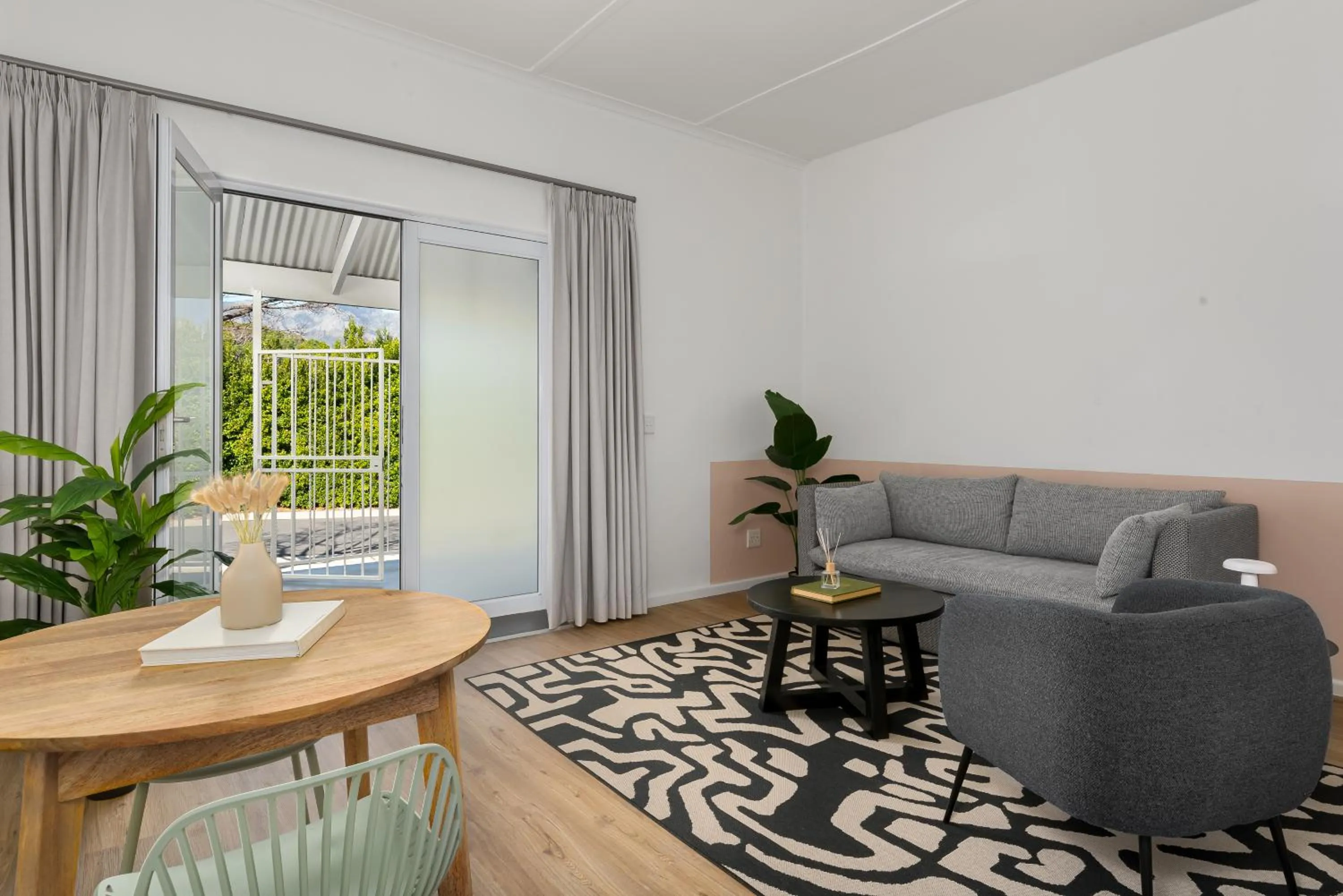 Living room in Neighbourgood Franschhoek