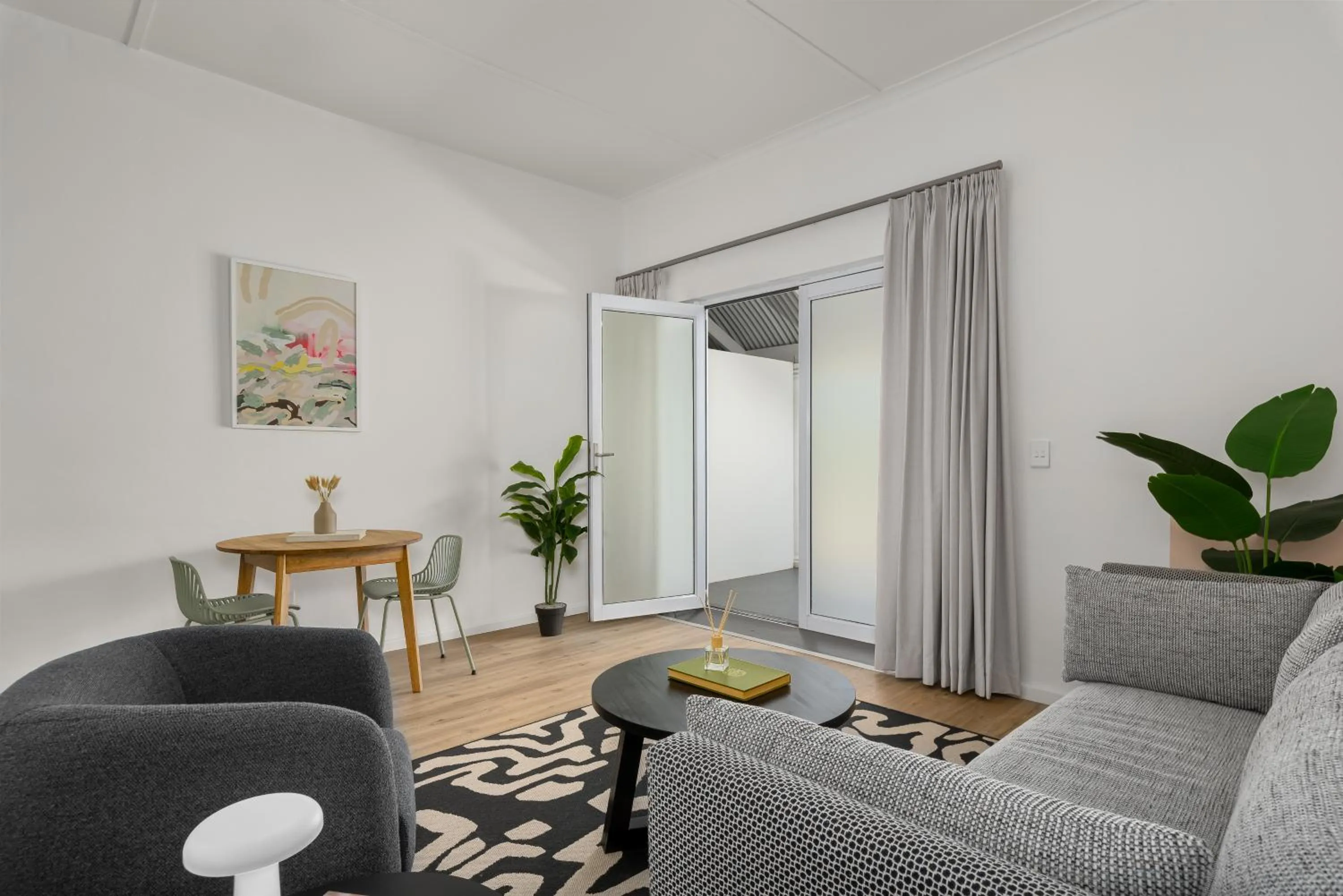 Living room in Neighbourgood Franschhoek