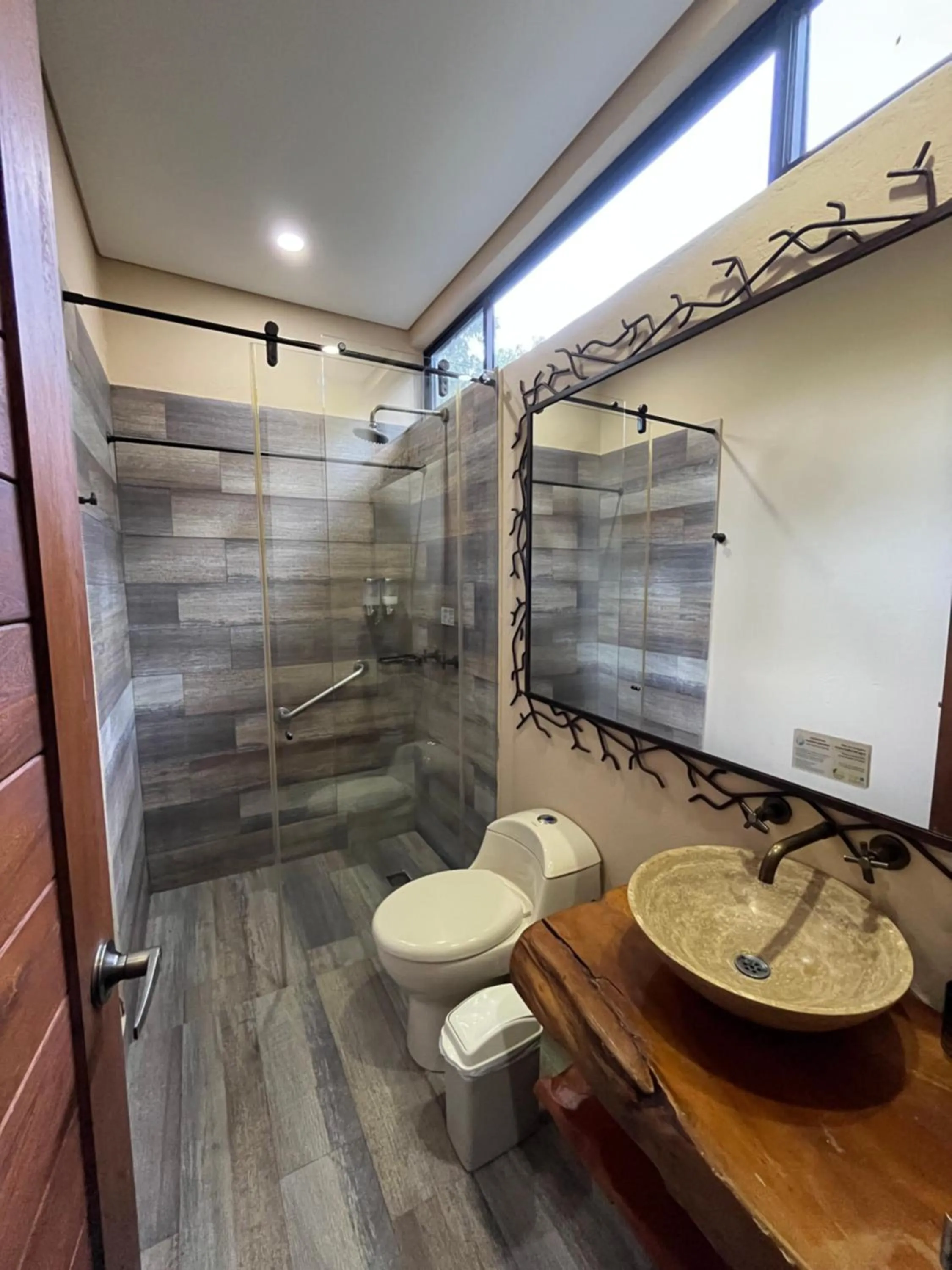 Shower in Natura Reservado - Hoteles Natura