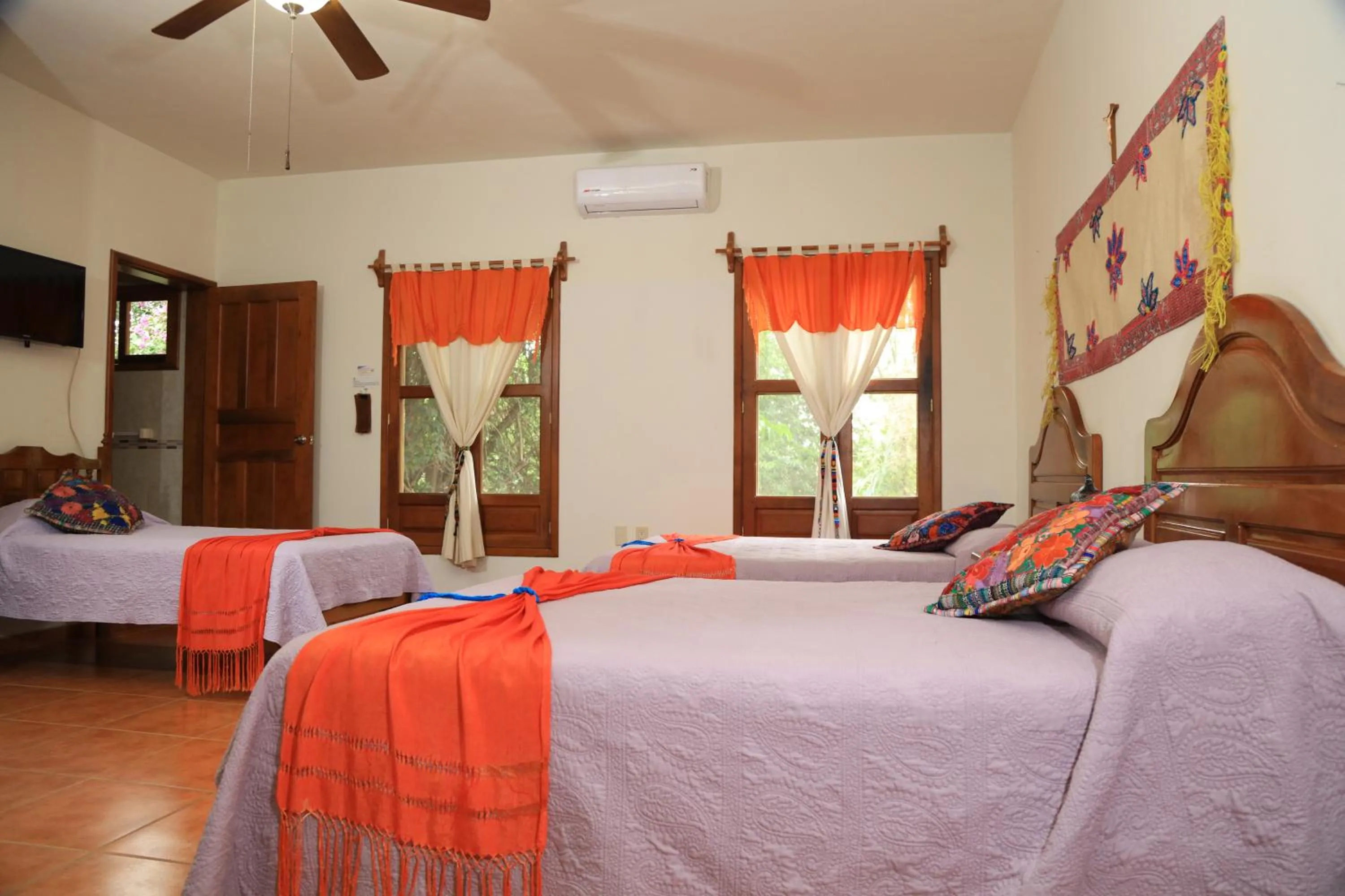 Photo of the whole room, Bed in El Molino Hotel Boutique