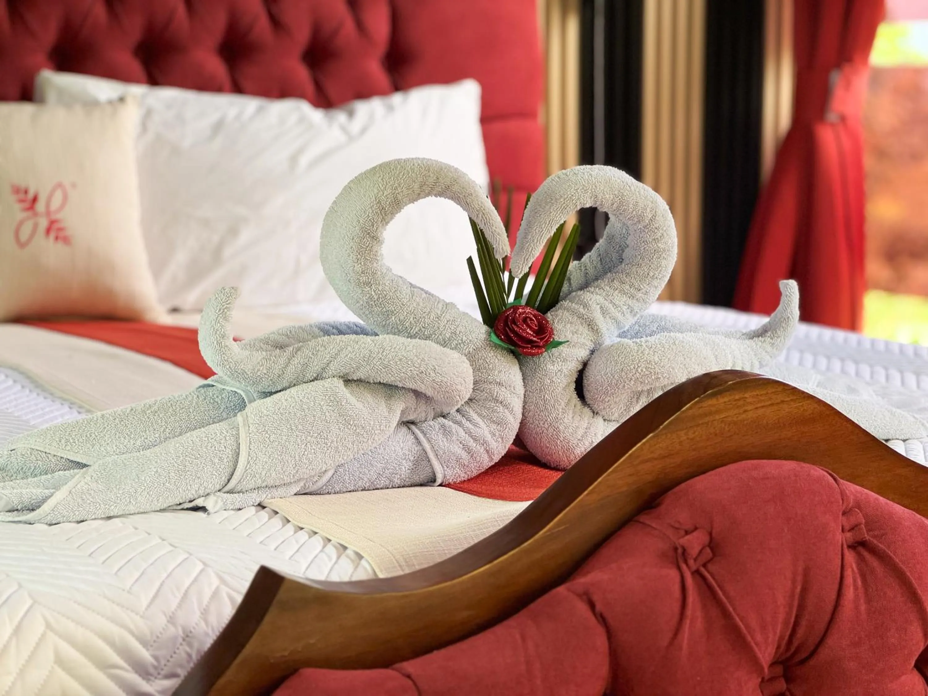 Bed in Hotel Heliconias Nature Inn & Hot Springs