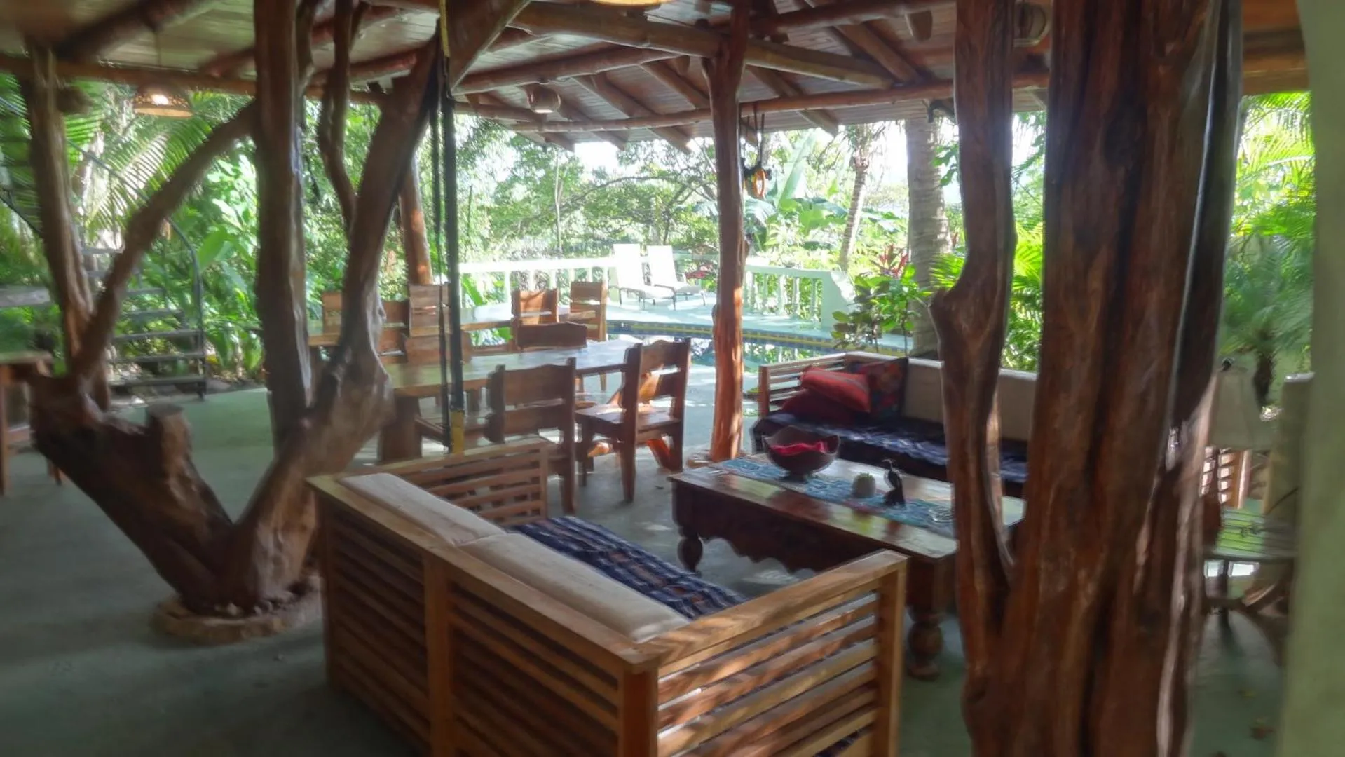 Communal lounge/ TV room in Nosara Sunrise Bed and Breakfast