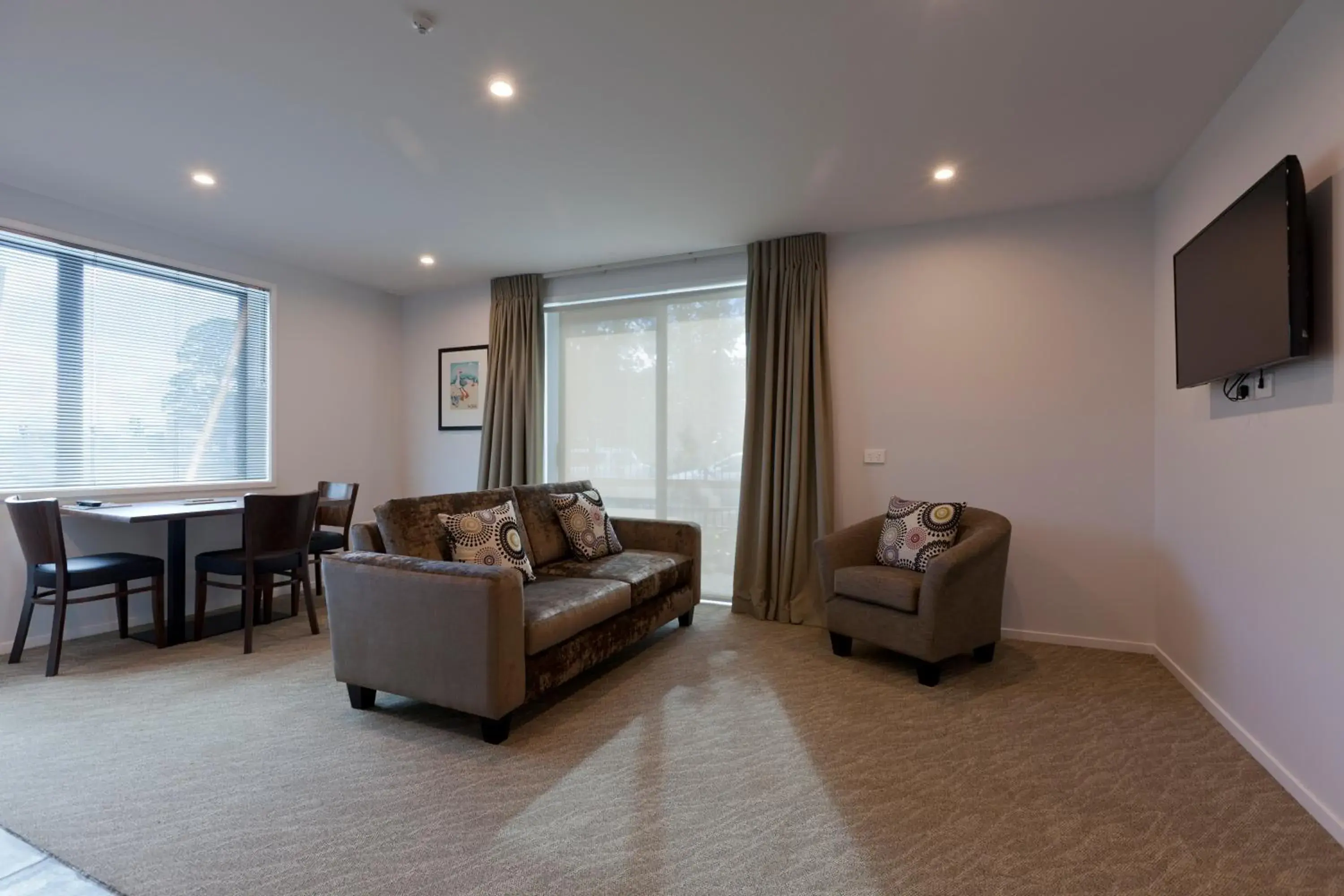 One-Bedroom Apartment in 850 Cameron Motel One-Bedroom Apartment in 850 Cameron Motel