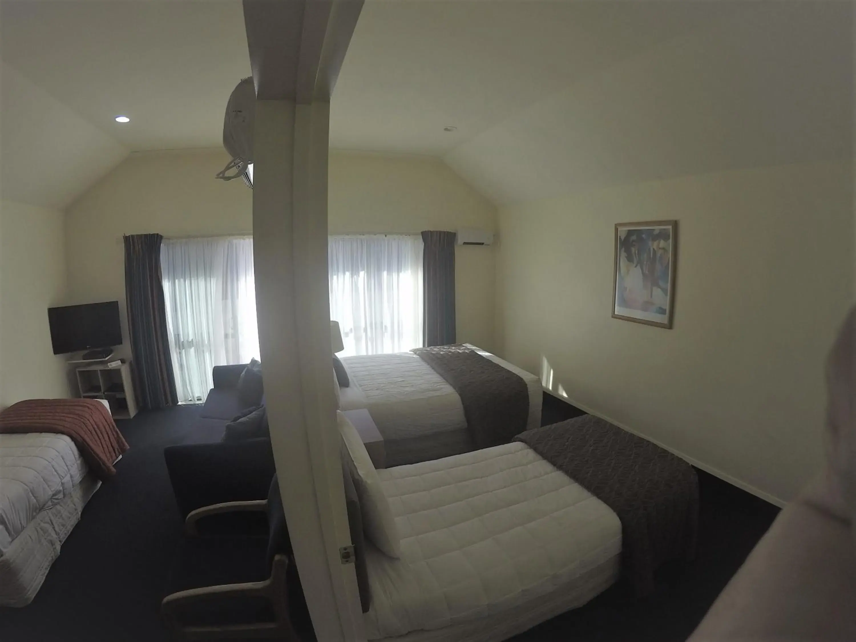 Apartment - Ground Floor in The Peaks Motor Inn Apartment - Ground Floor in The Peaks Motor Inn