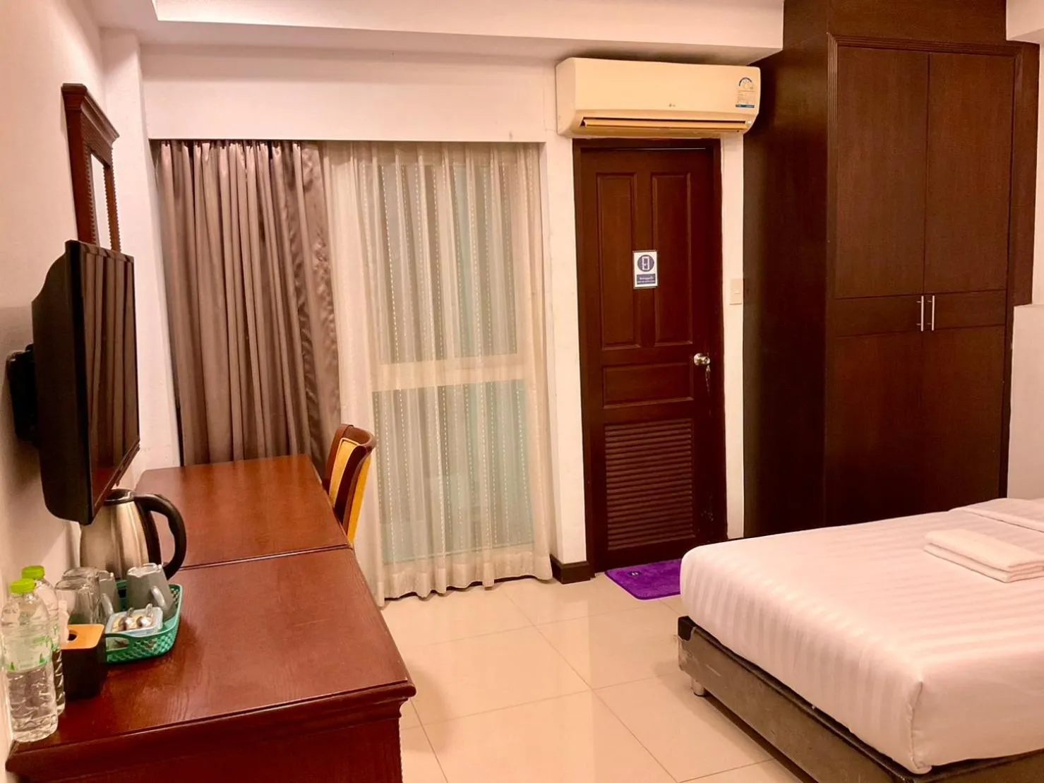 Bed in Sota Residence