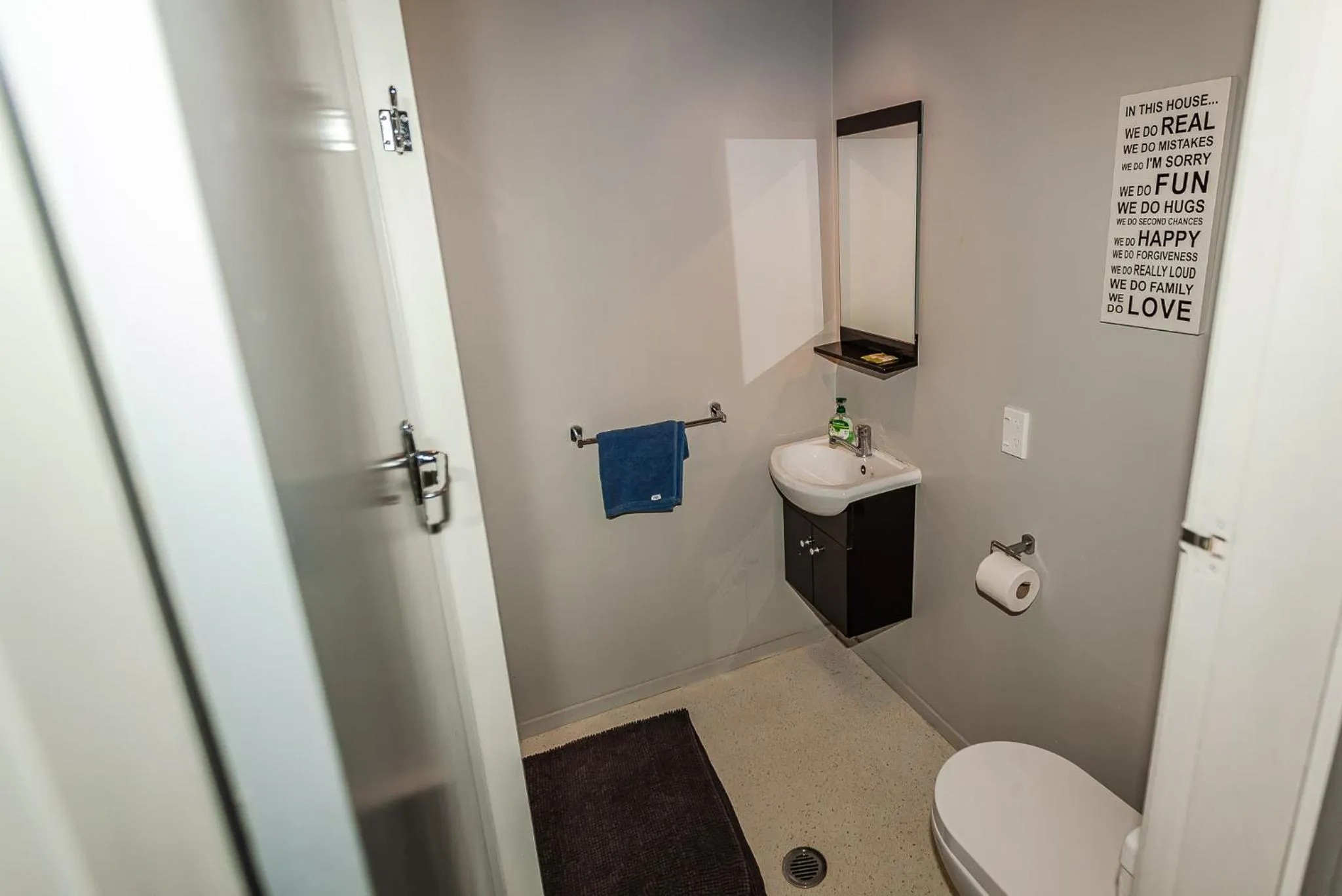 Shower in Ivorytowers Accommodation