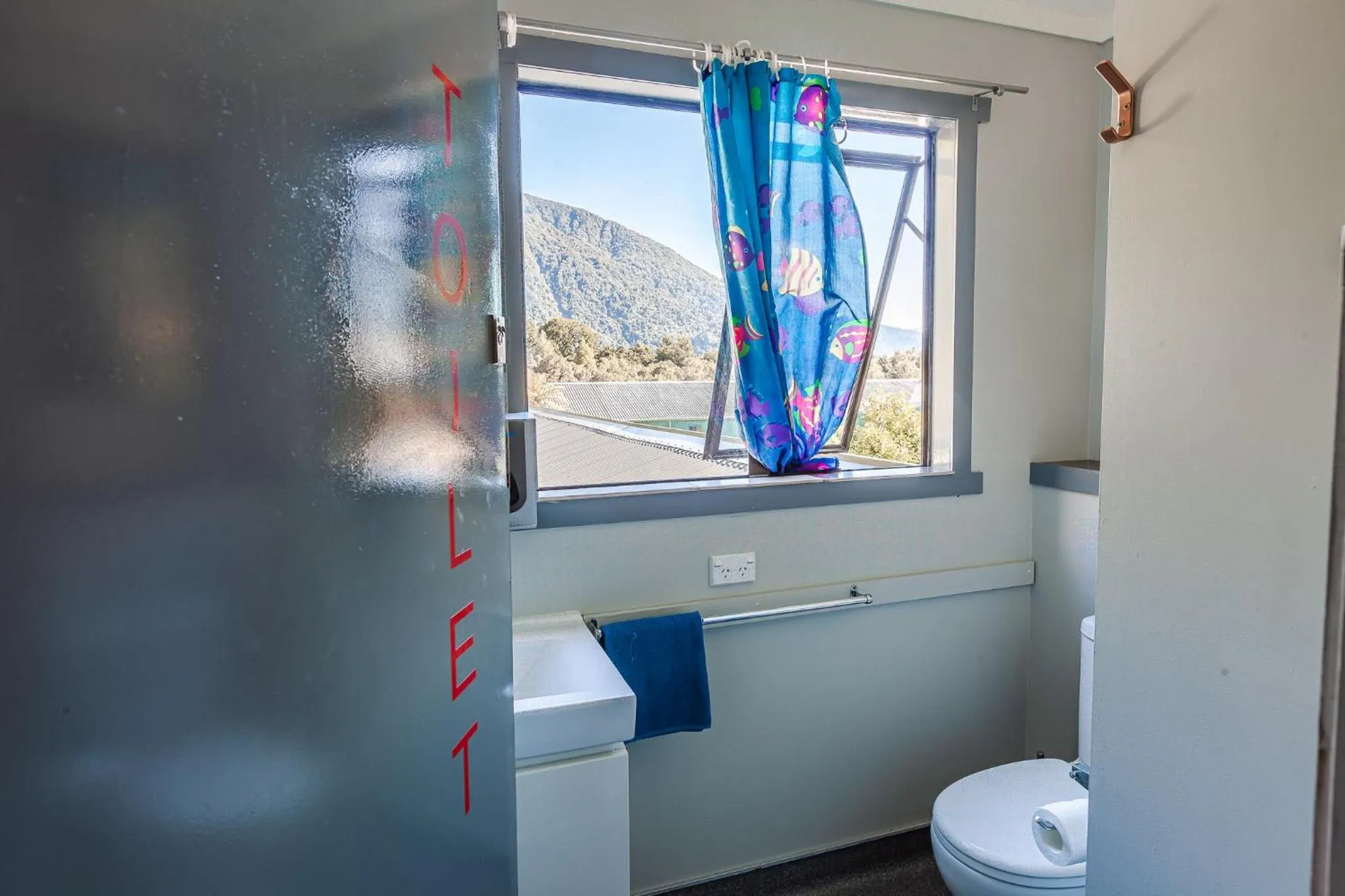 Toilet in Ivorytowers Accommodation