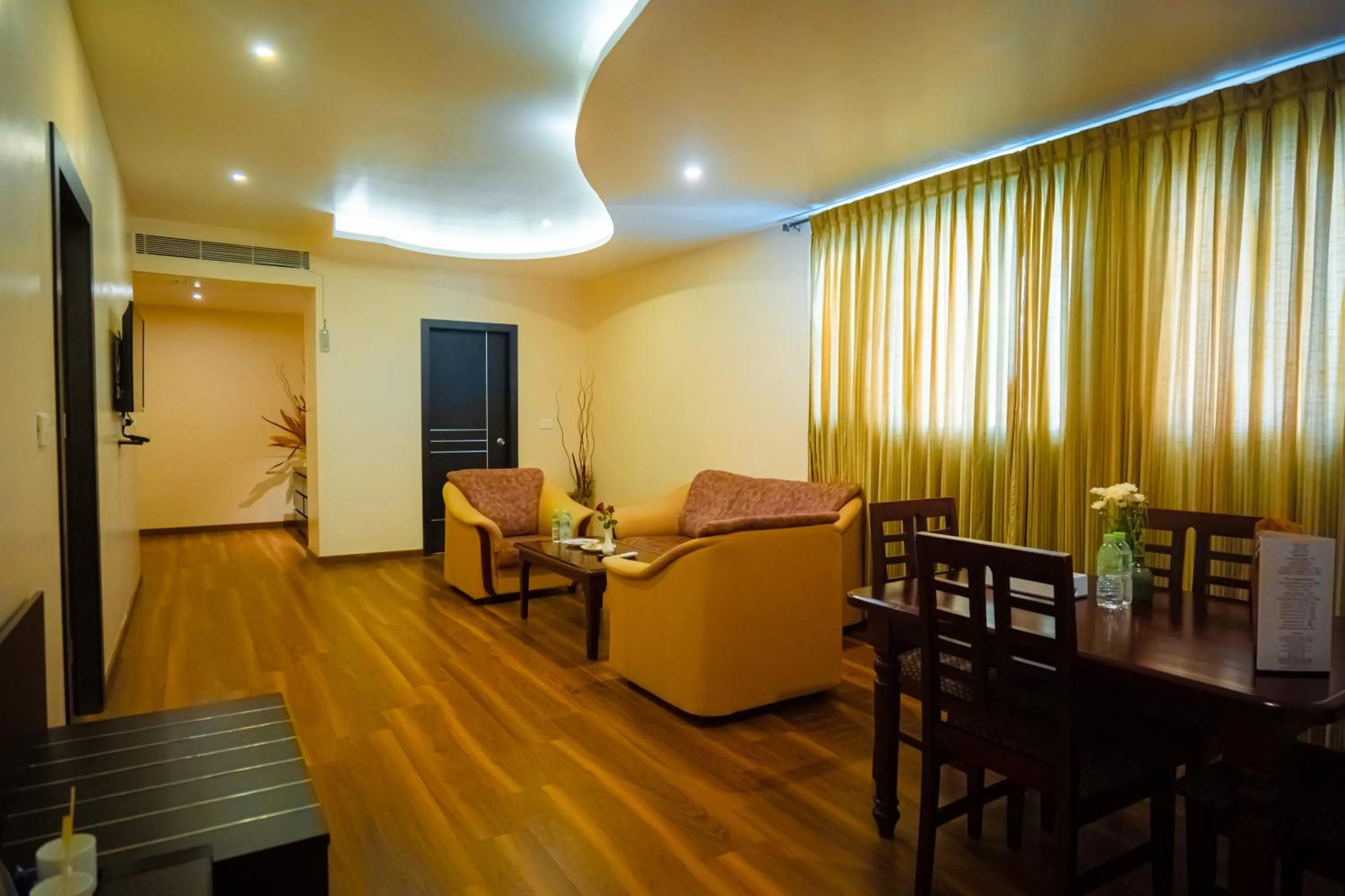 Living room in Poppys Hotel Madurai