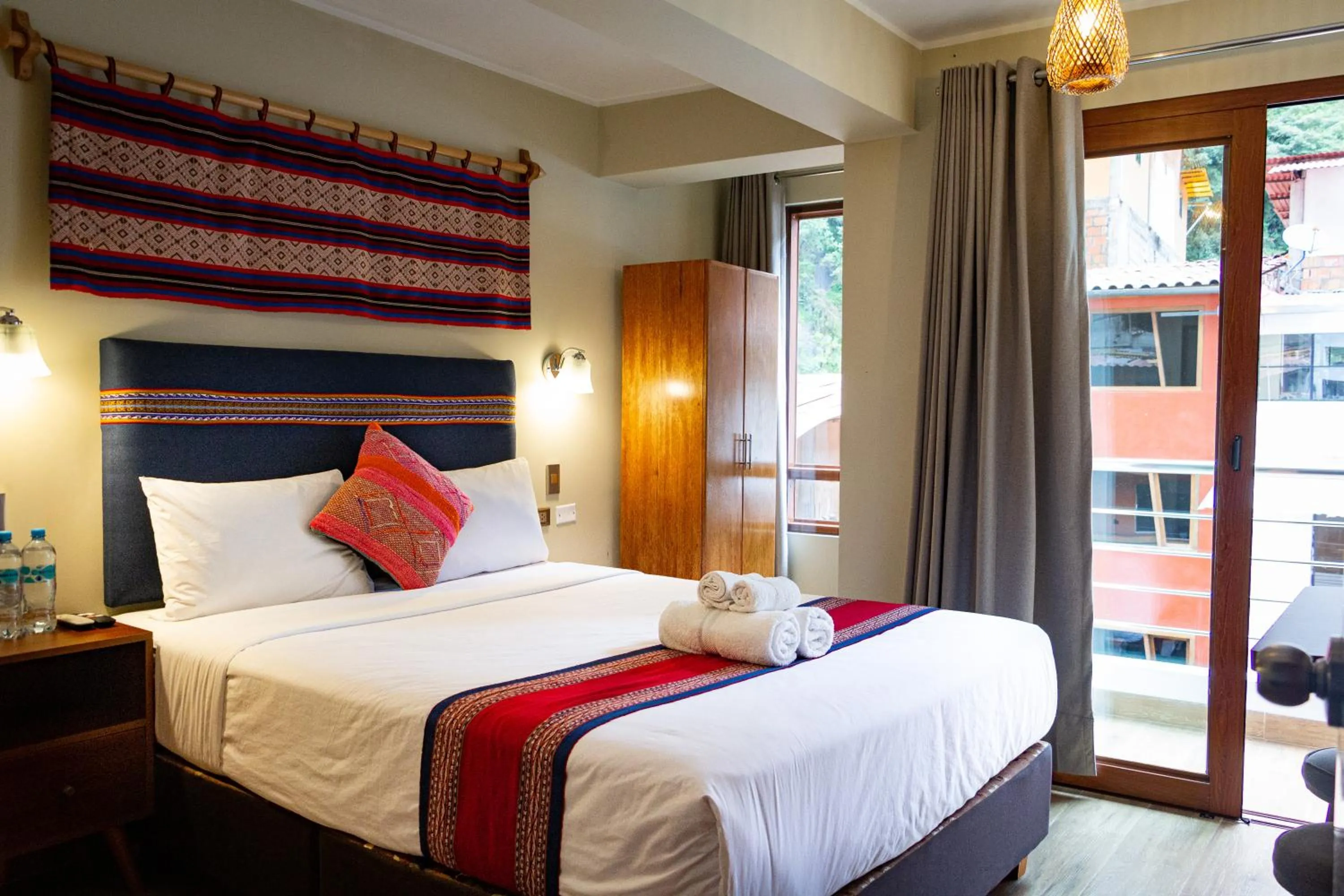 Bed in Rockrivers MachuPicchu