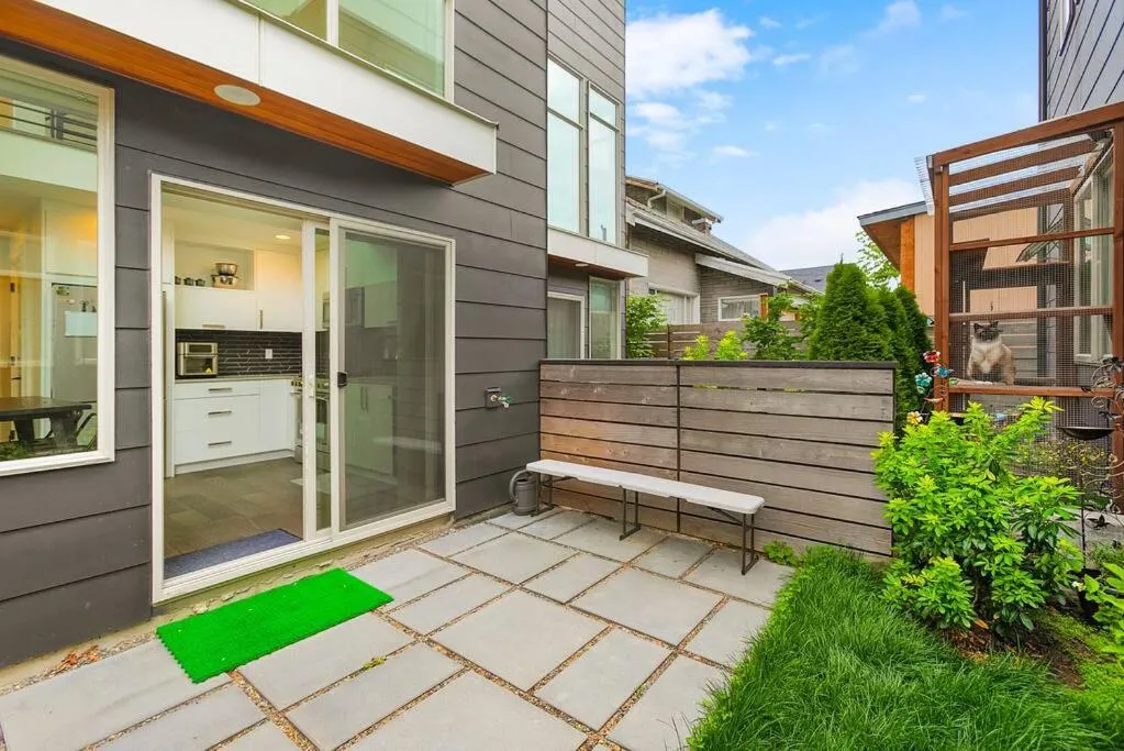 Autumn Leaves in Jefferson Park