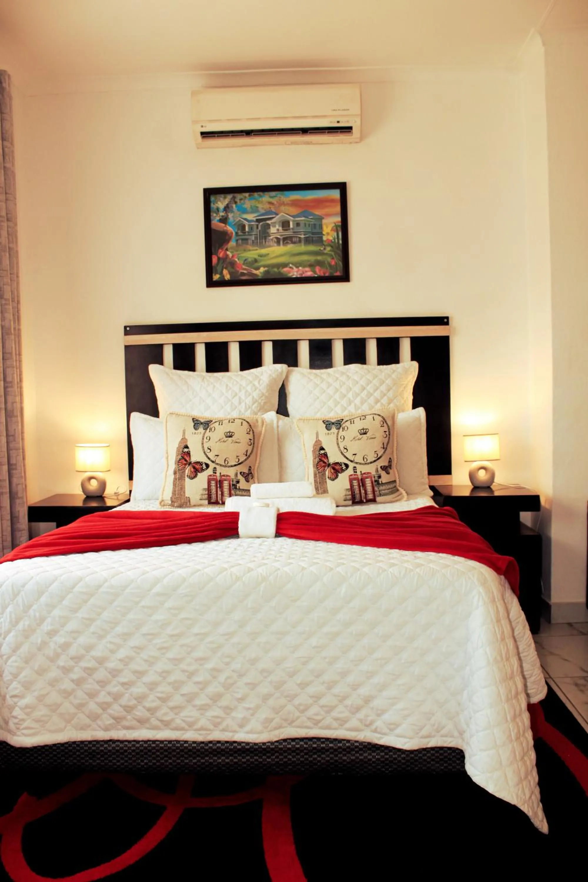 Bed in Meredale Lodge