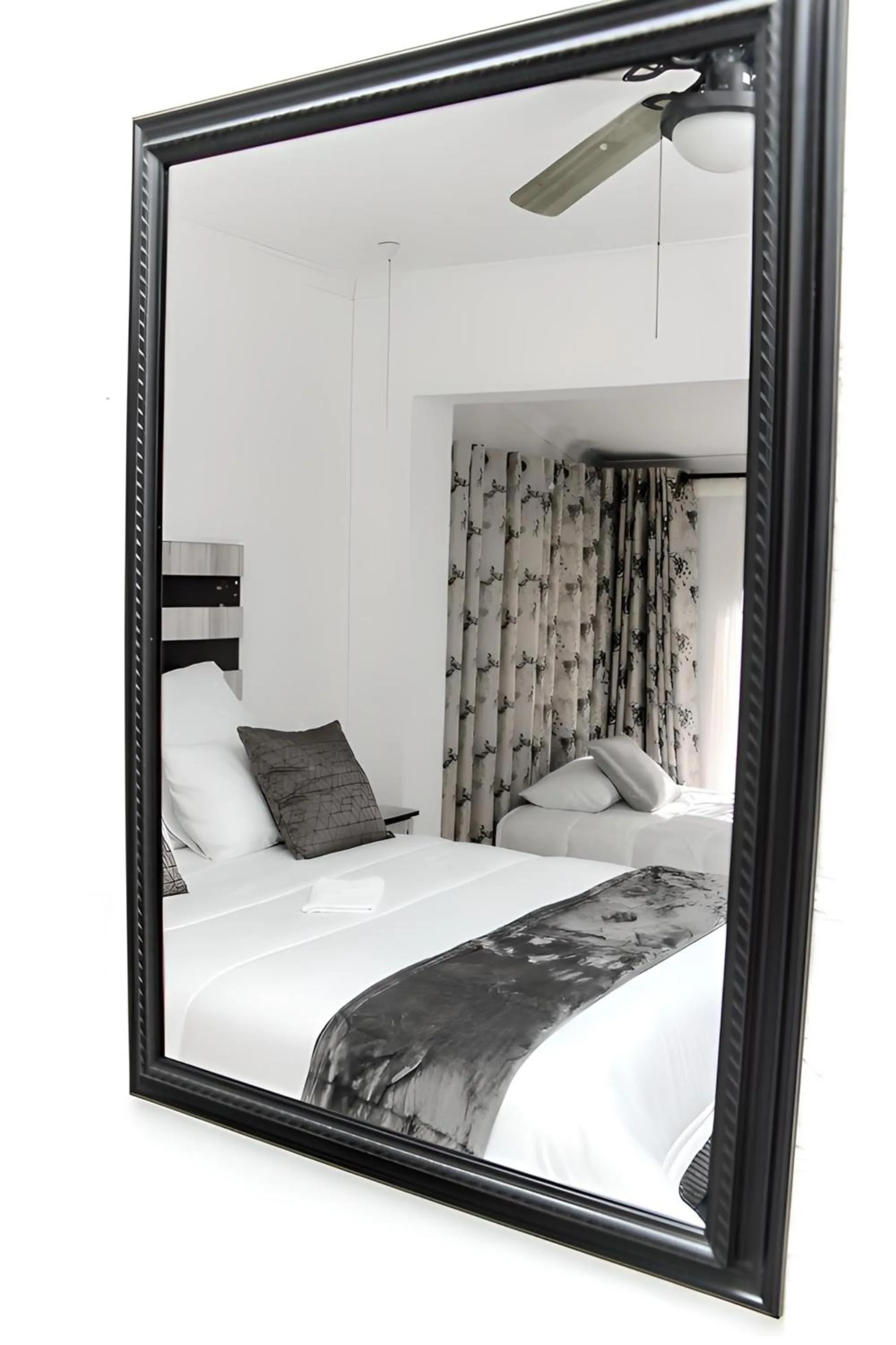 Bed in Meredale Lodge