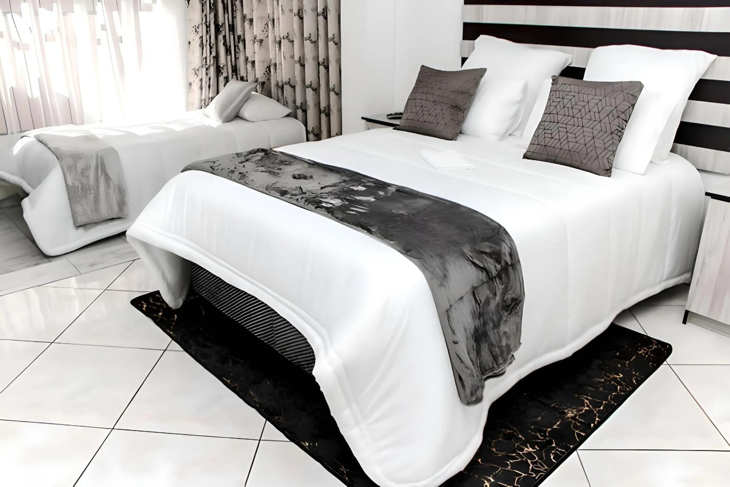 Bed in Meredale Lodge