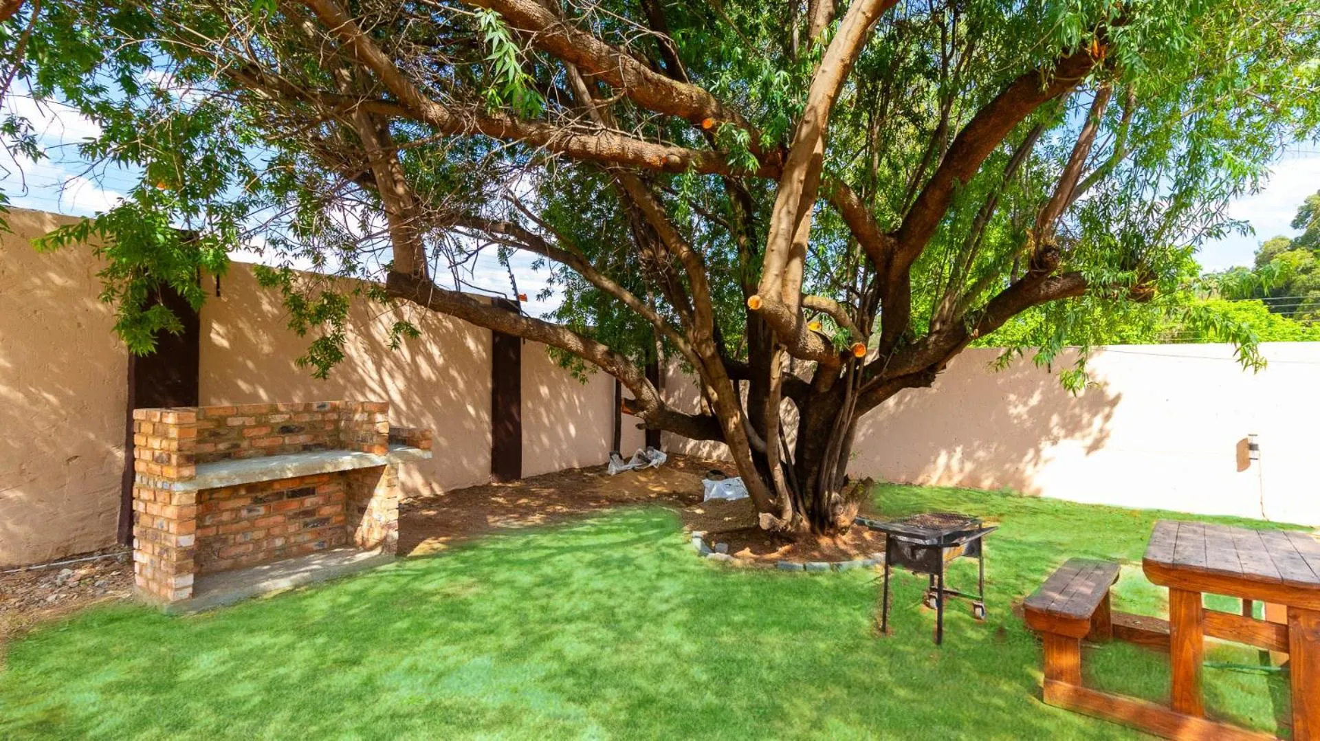 BBQ facilities in Meredale Lodge