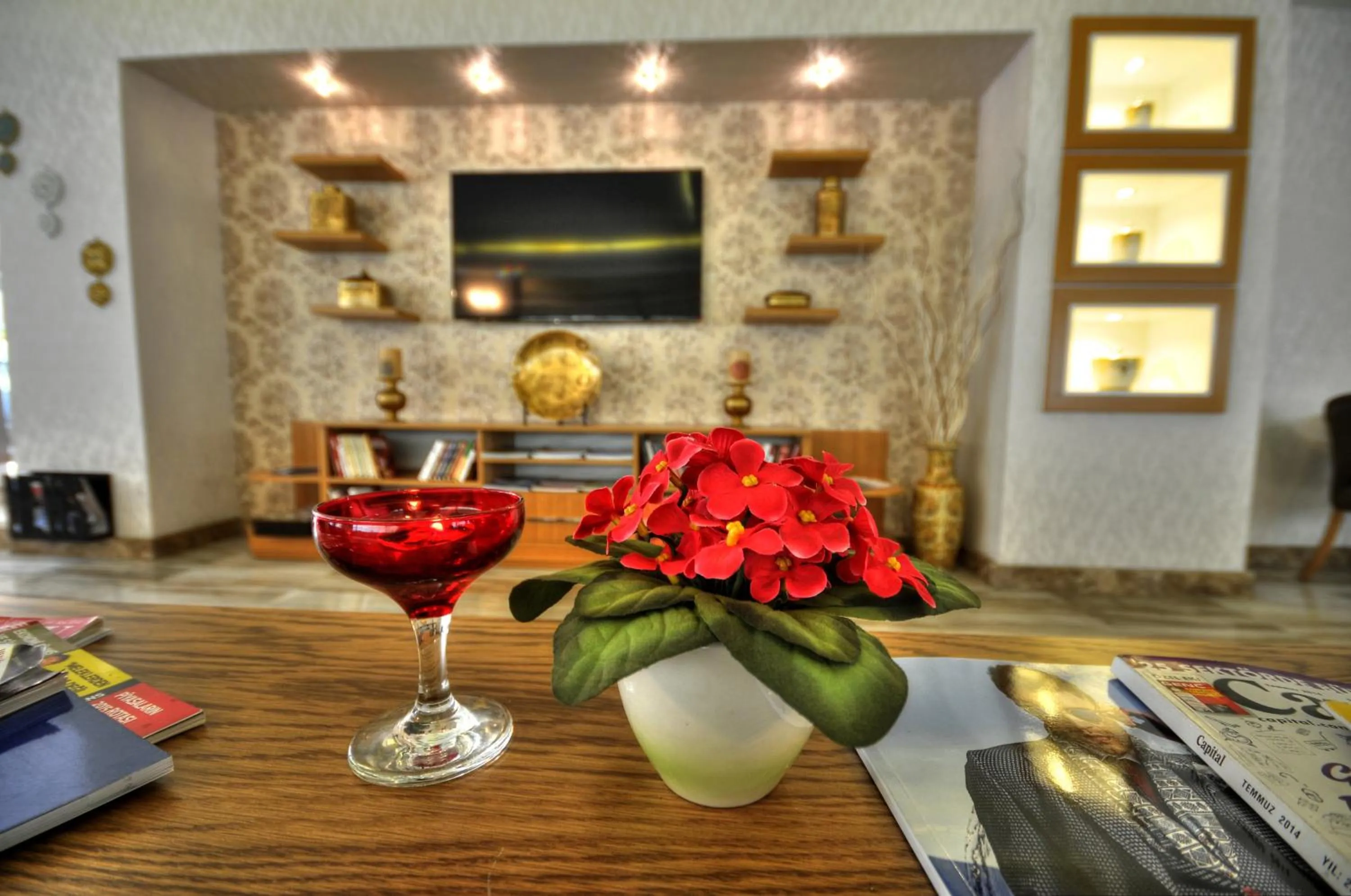 Lobby or reception in Golden Deluxe Hotel