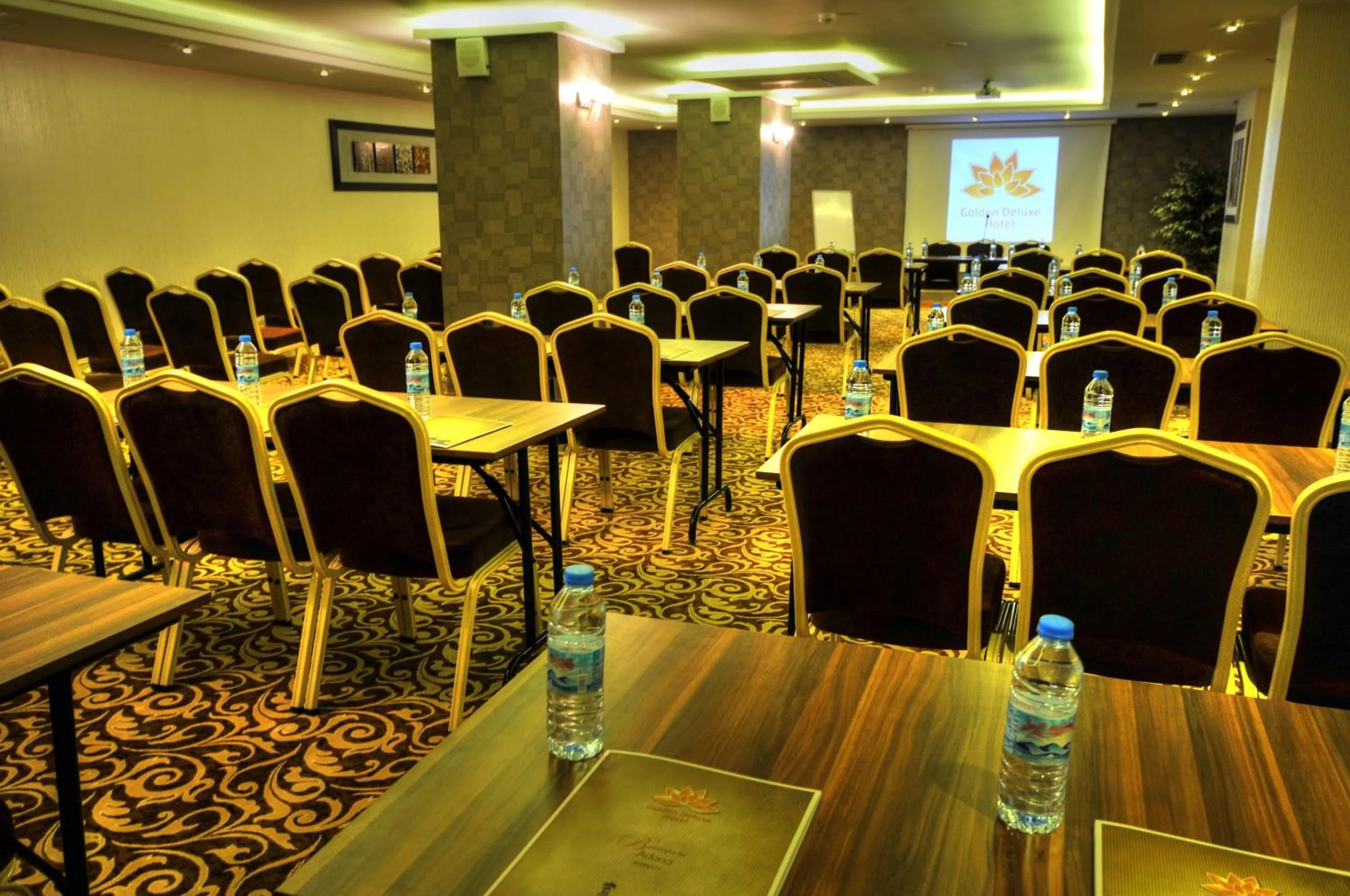 Meeting/conference room in Golden Deluxe Hotel