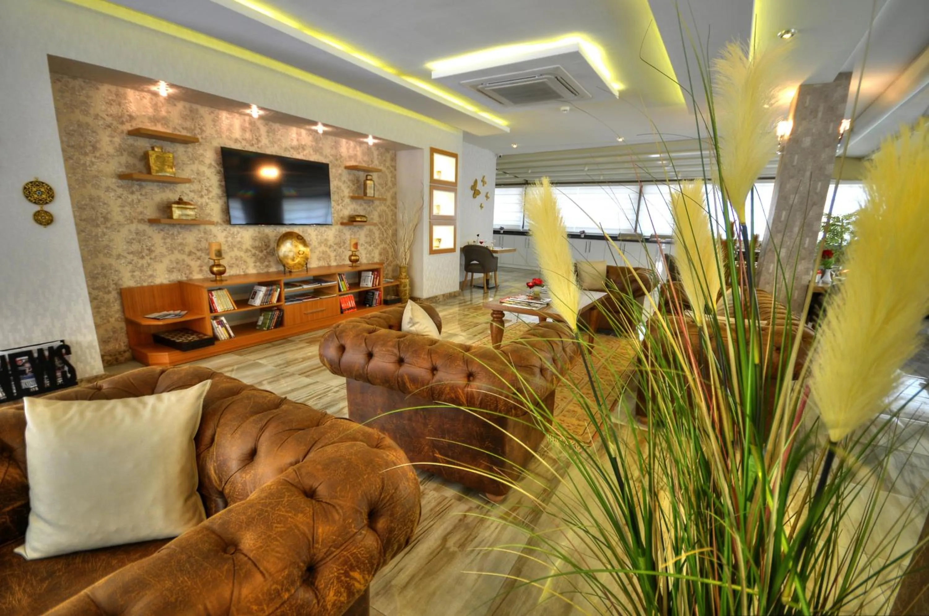 Lobby or reception in Golden Deluxe Hotel