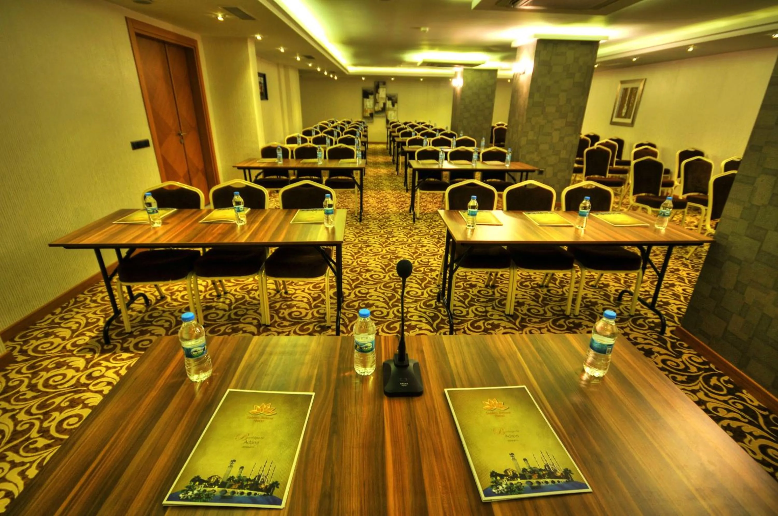 Meeting/conference room in Golden Deluxe Hotel