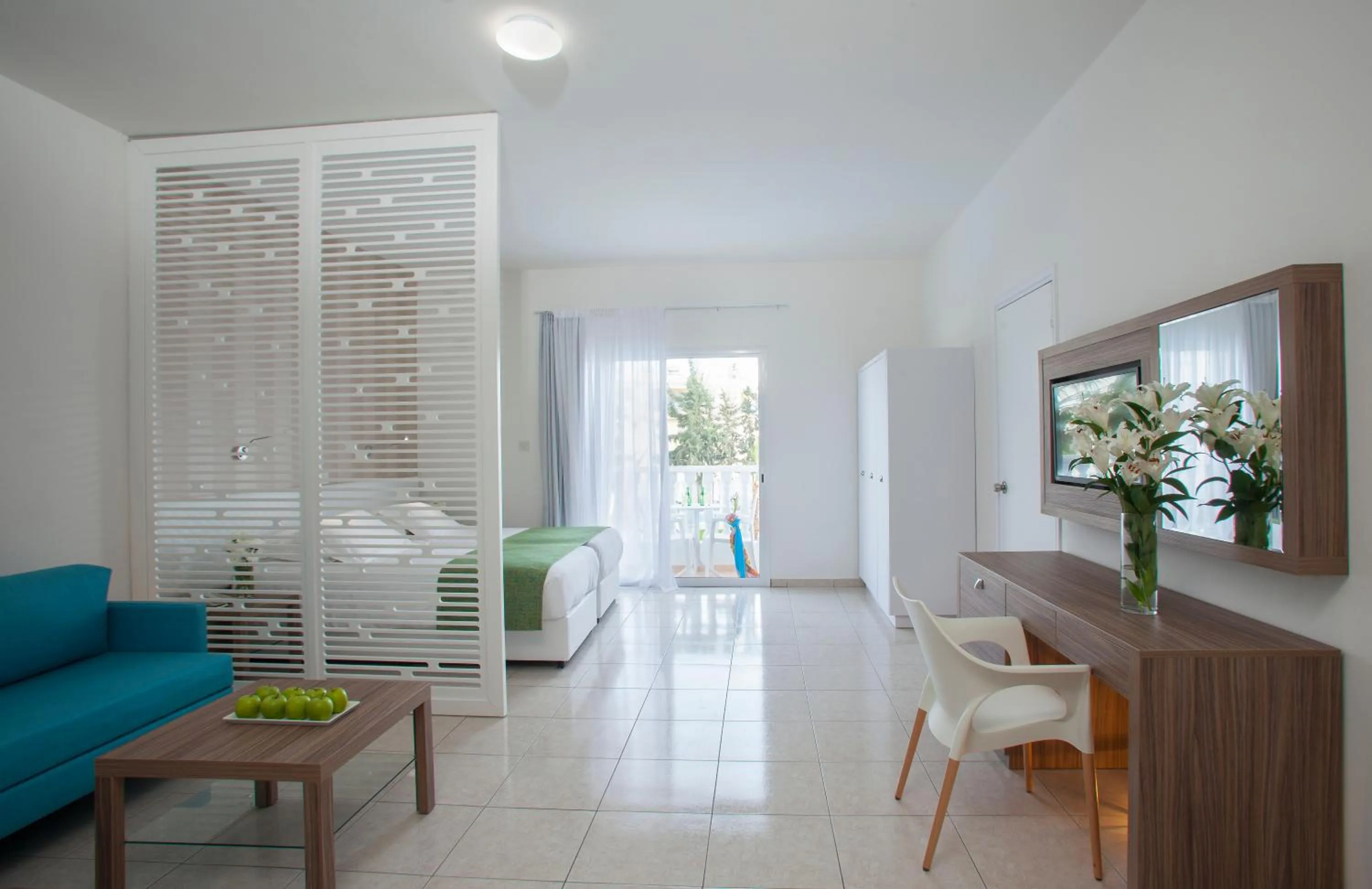 Bed in Princessa Vera Hotel Apartments