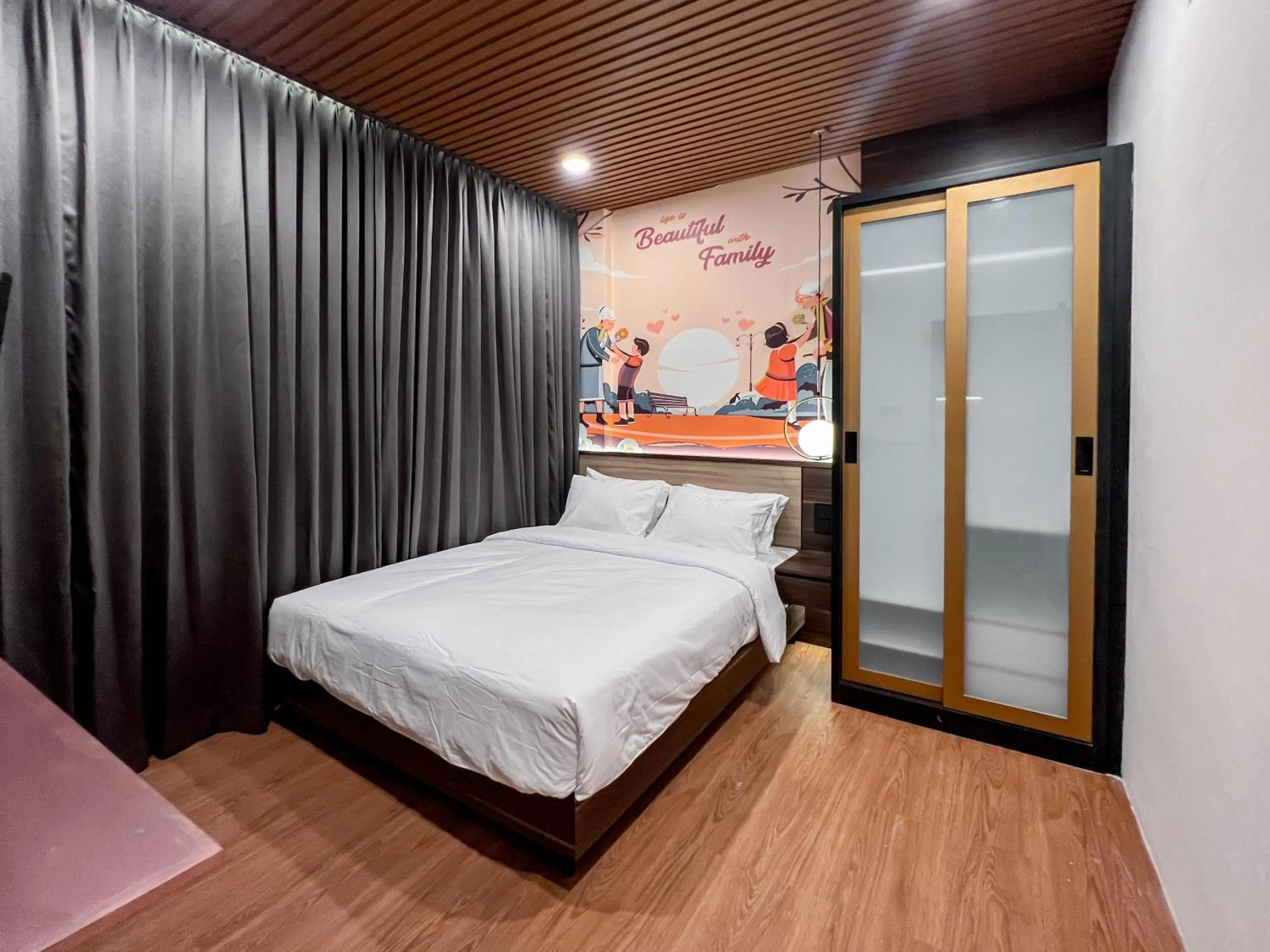 Bedroom, Bed in Fouralivin