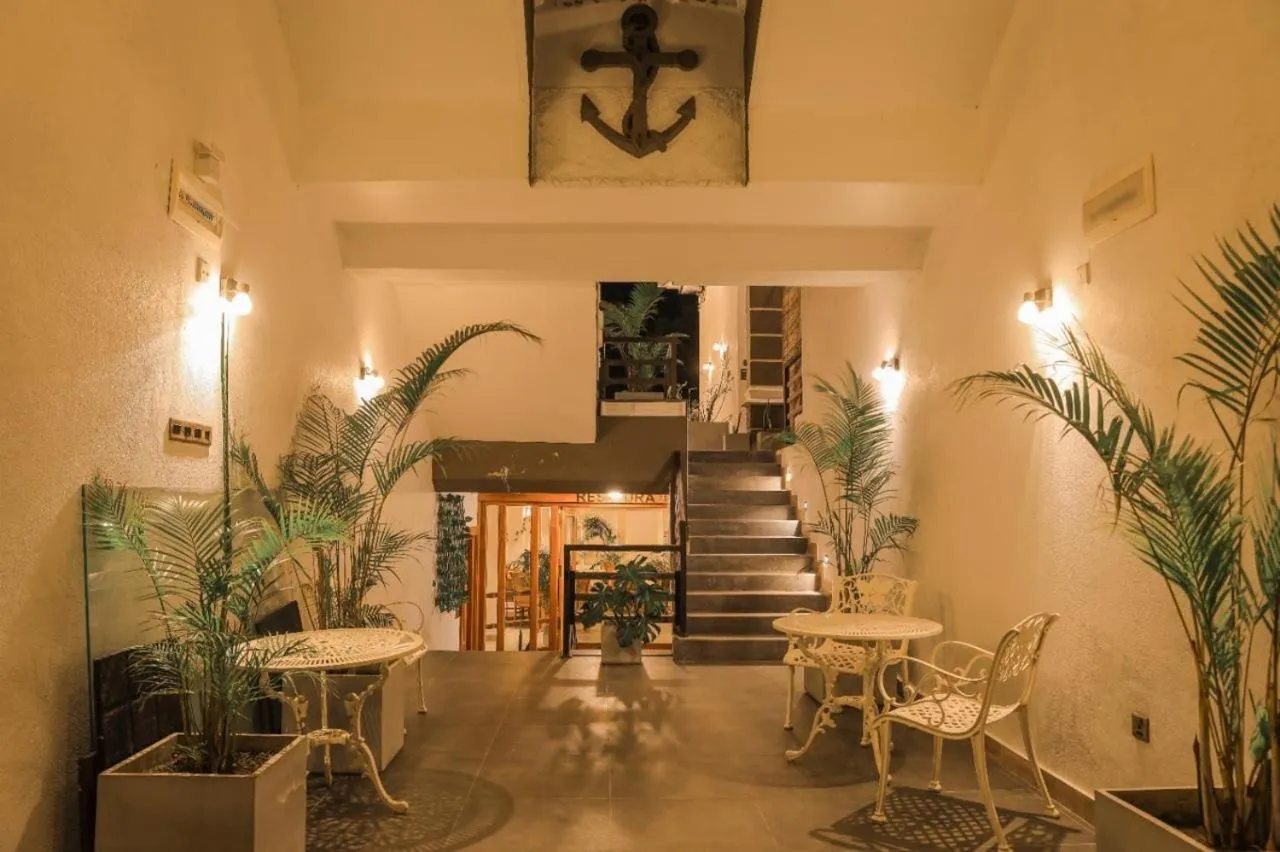 Property building in Queens Lake Cabin