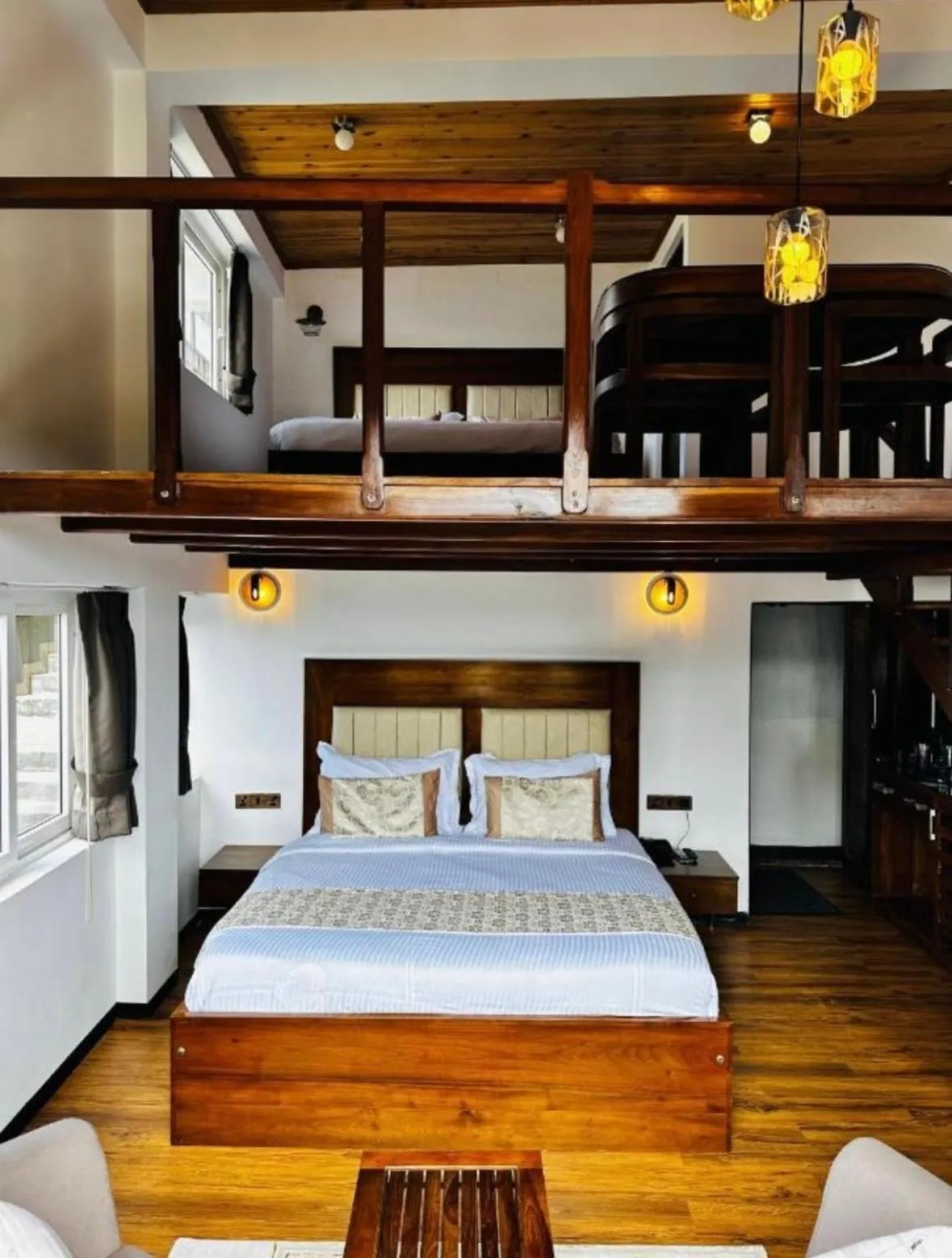 Bed in Queens Lake Cabin