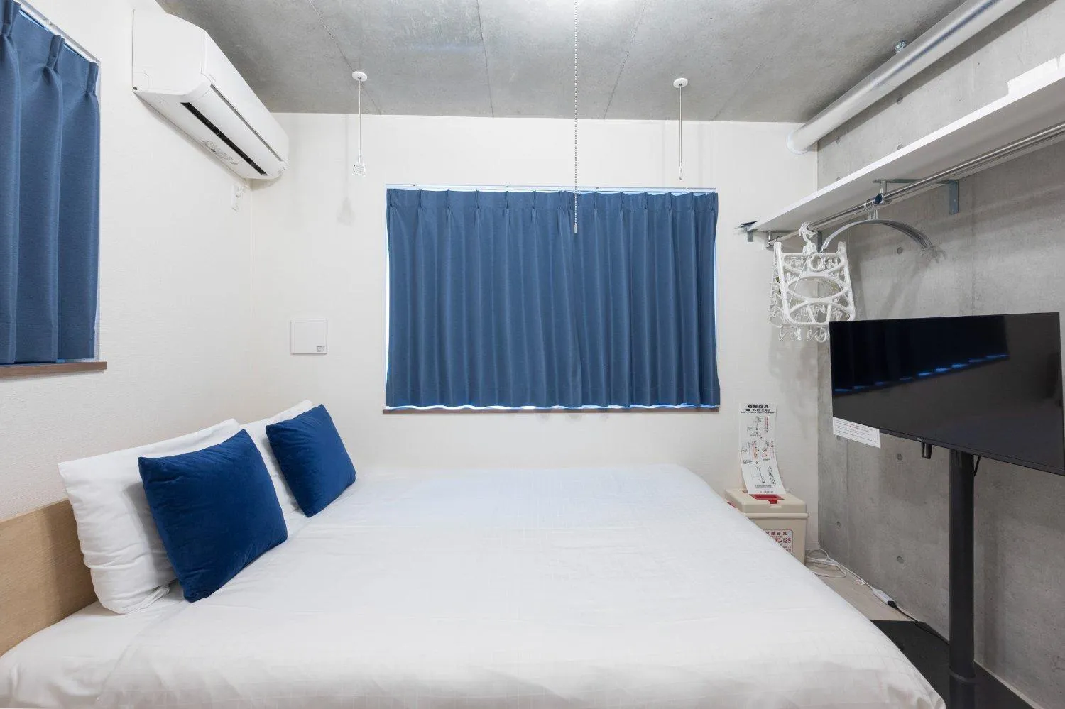 Bed in Ferio Kamata II