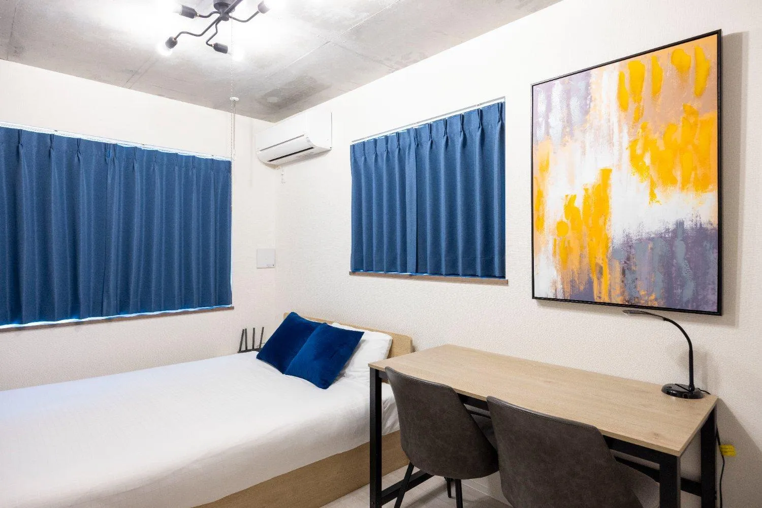 Bed in Ferio Kamata II