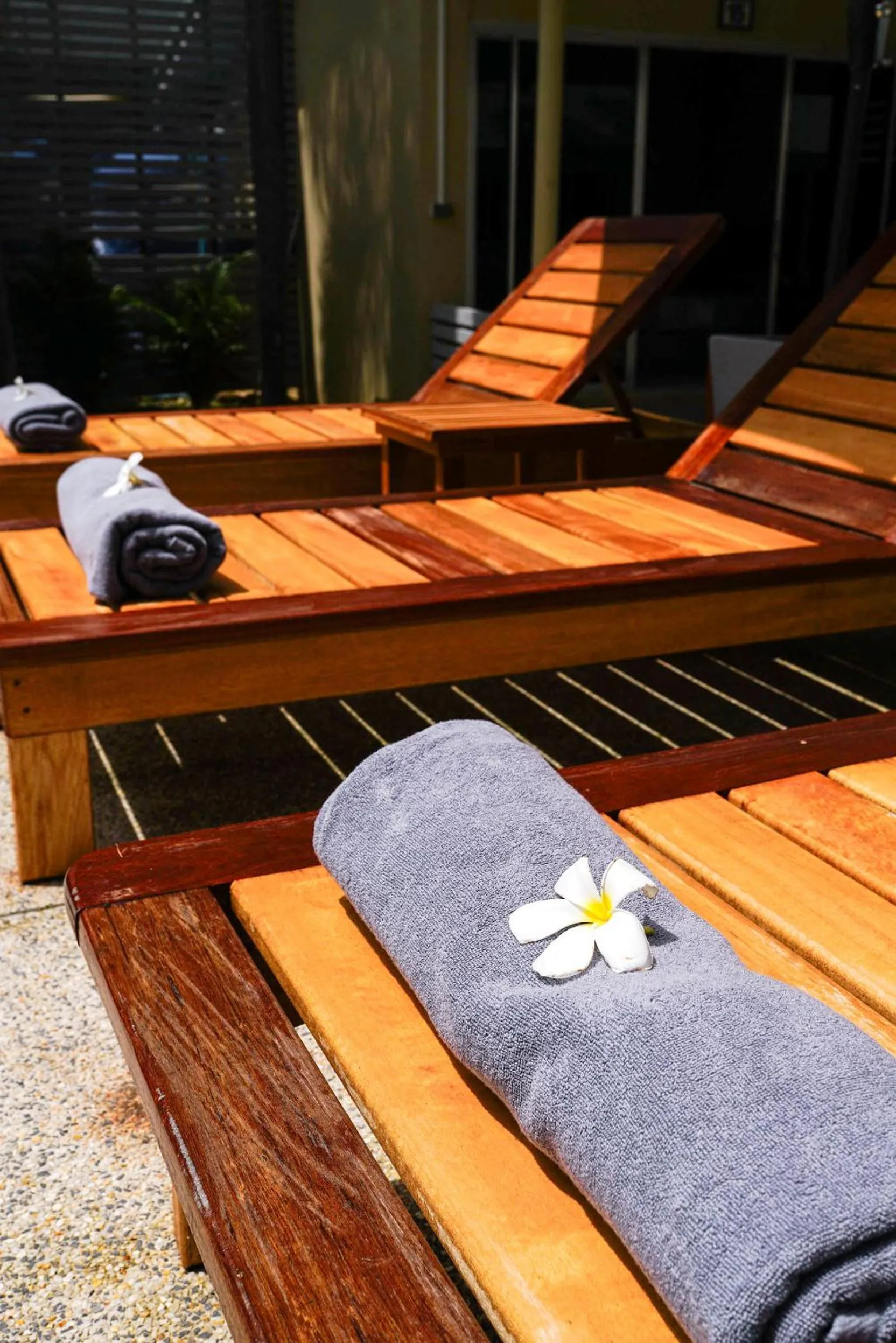 towels in Maiiam Bungalows Kata Beach