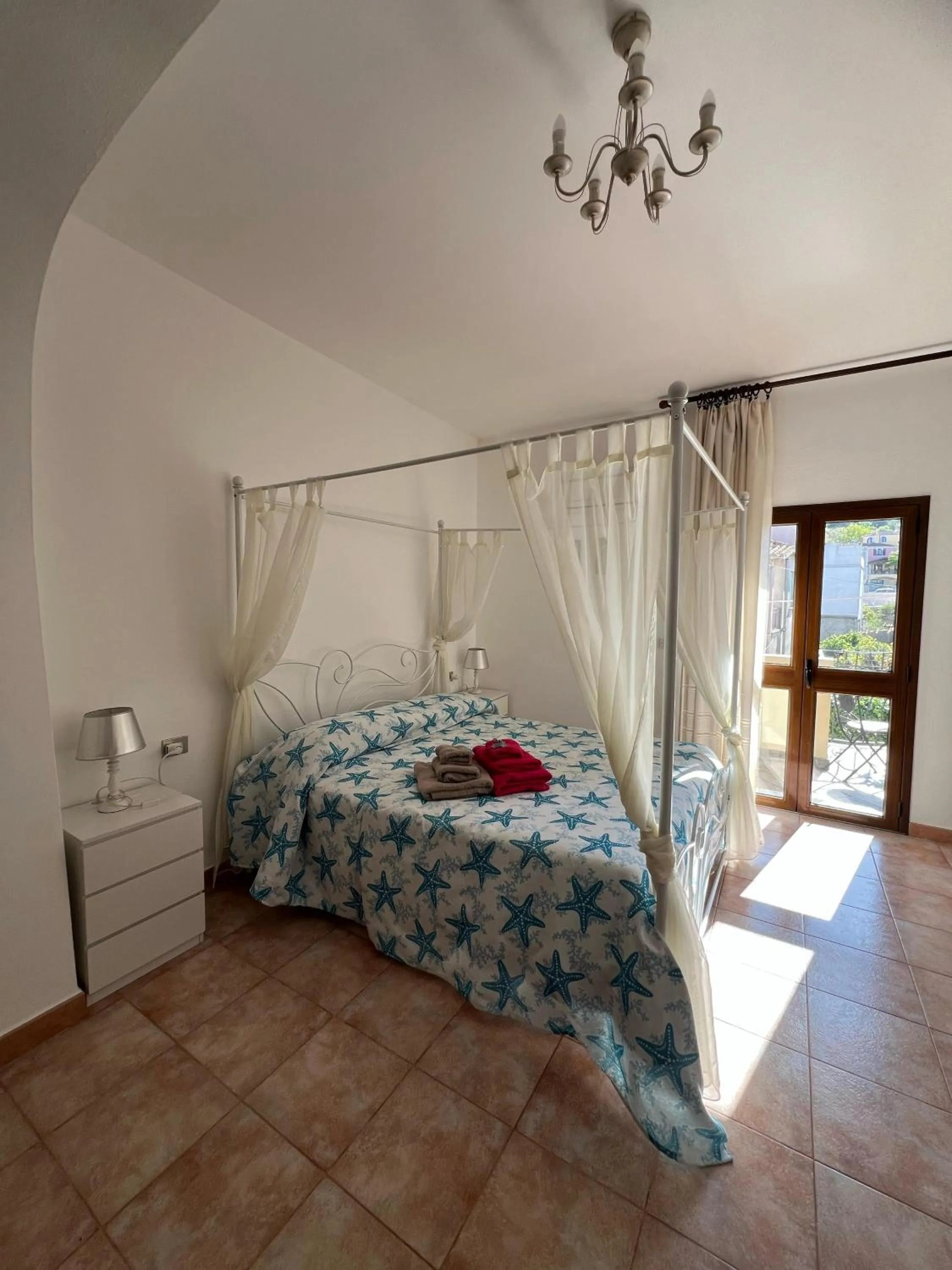 Bed in Bed and Breakfast Le petunie