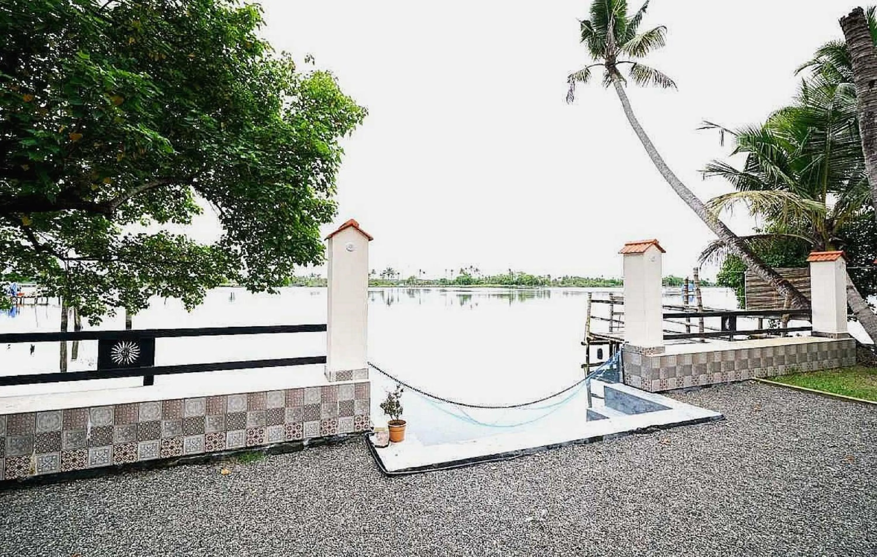 Facade/entrance in Hotel O ATHARVAM RESORT