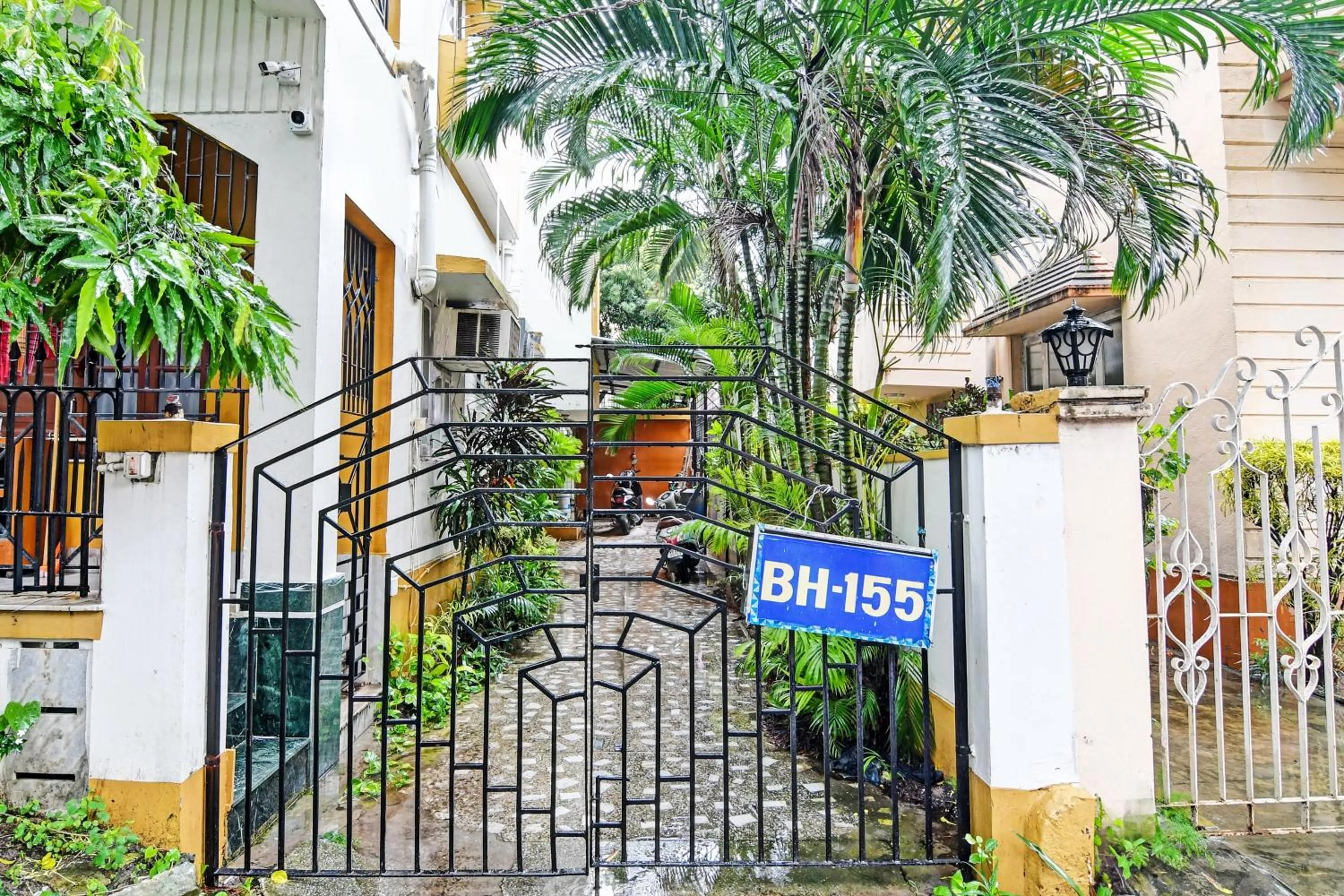 Facade/entrance in OYO Flagship The Image A Quality Stay