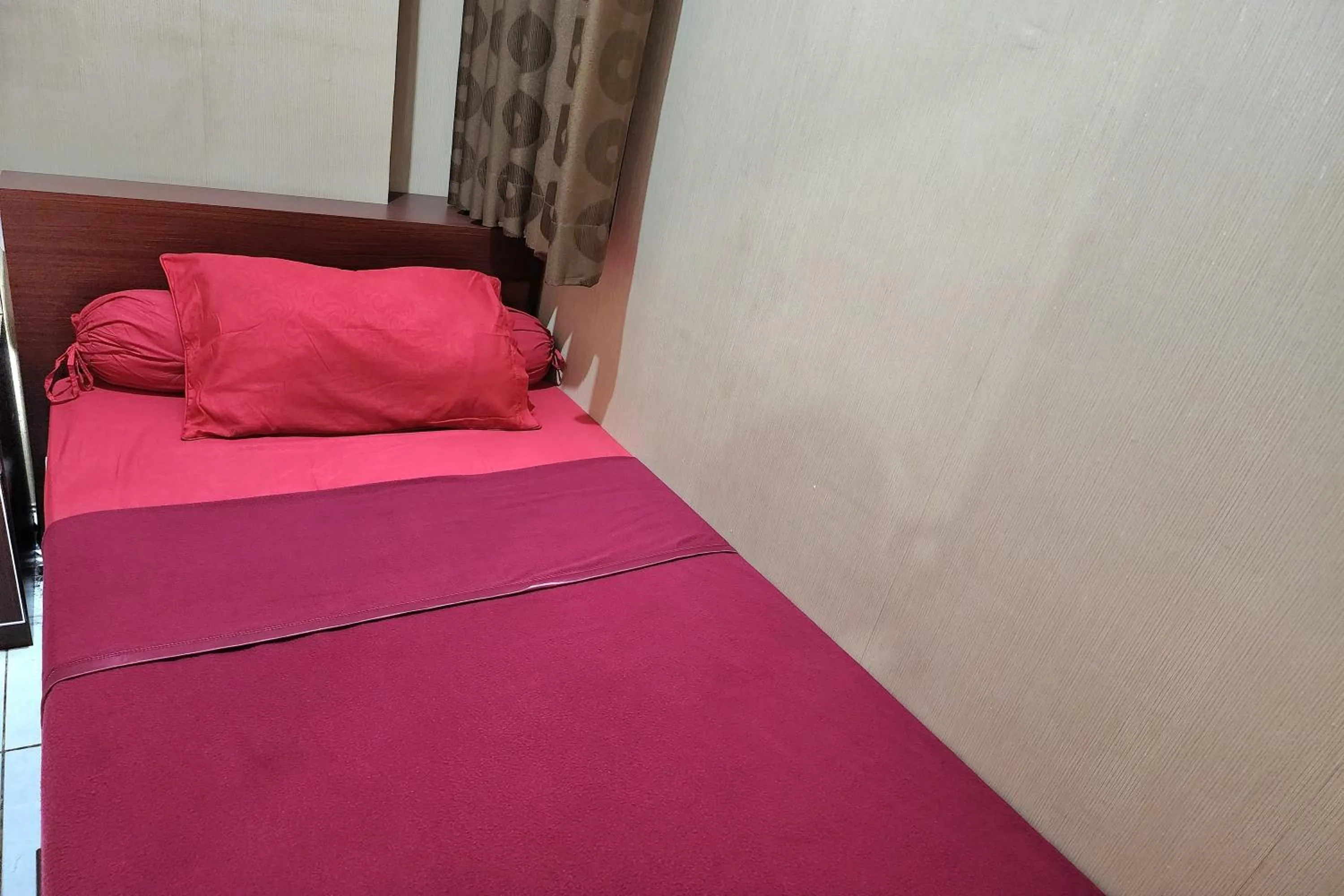 Bed in Queen Room 2 @ Grand Center Point Apartment