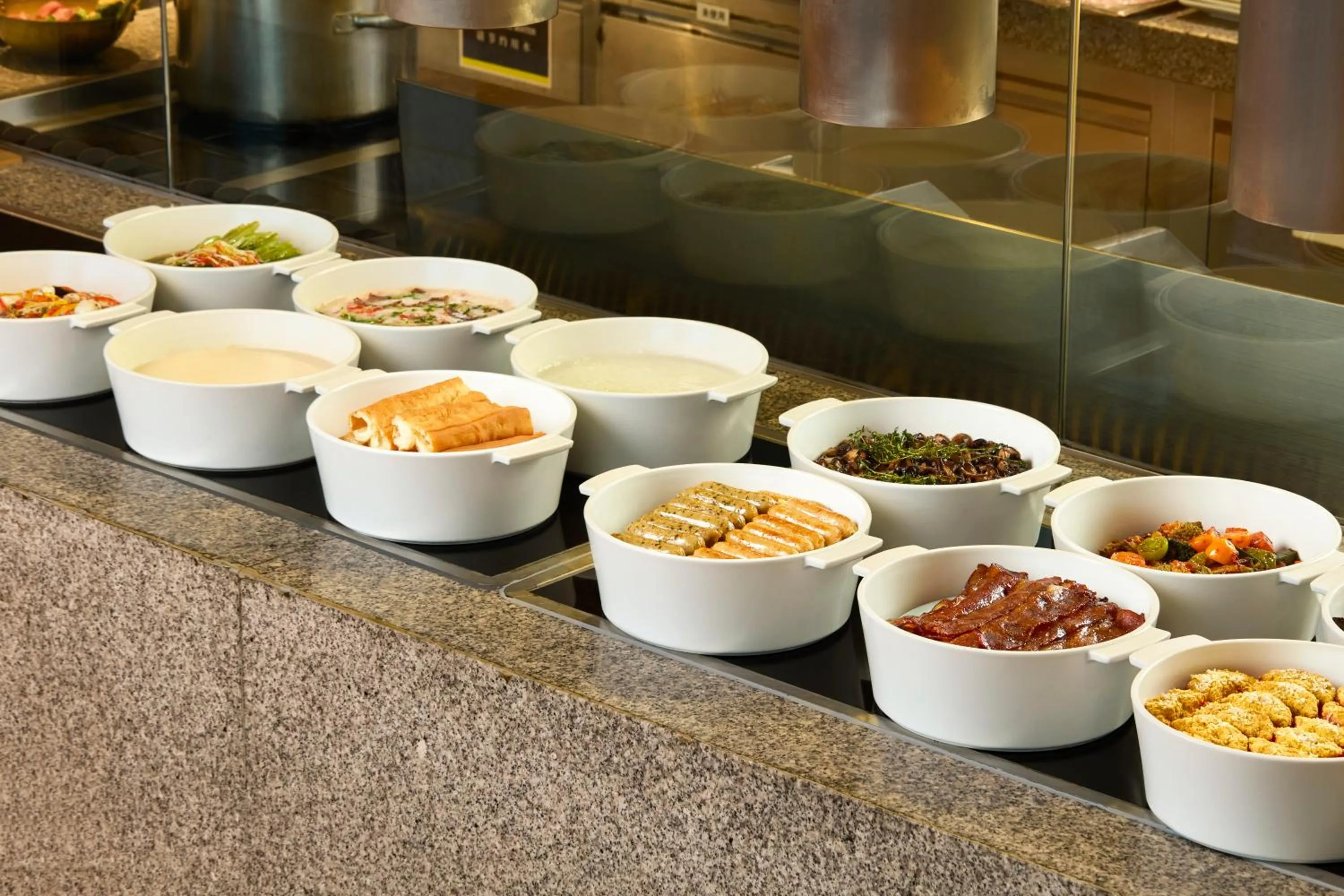 Restaurant/places to eat in The Westin Chongqing Liberation Square