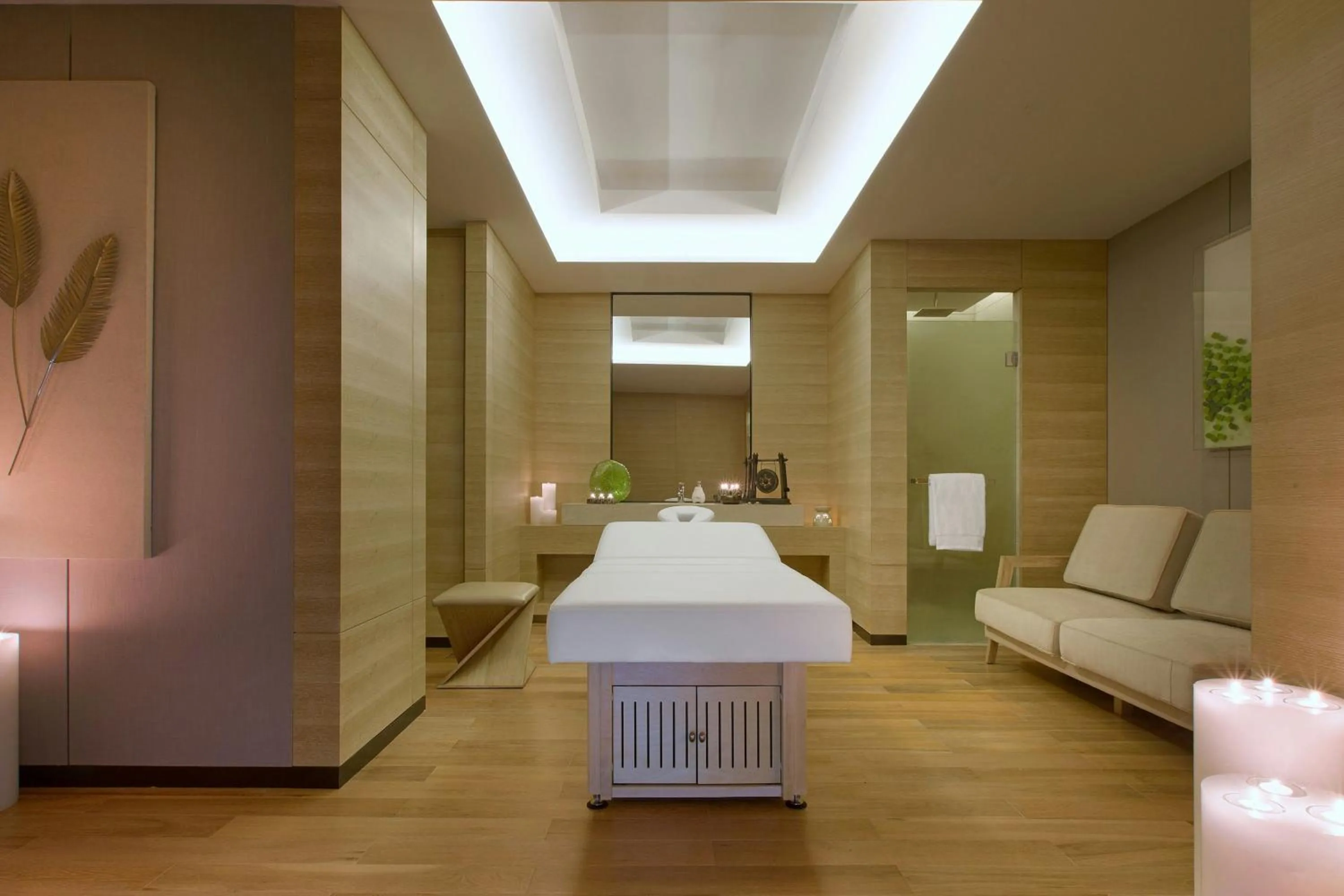 Spa and wellness centre/facilities, Bed in The Westin Chongqing Liberation Square