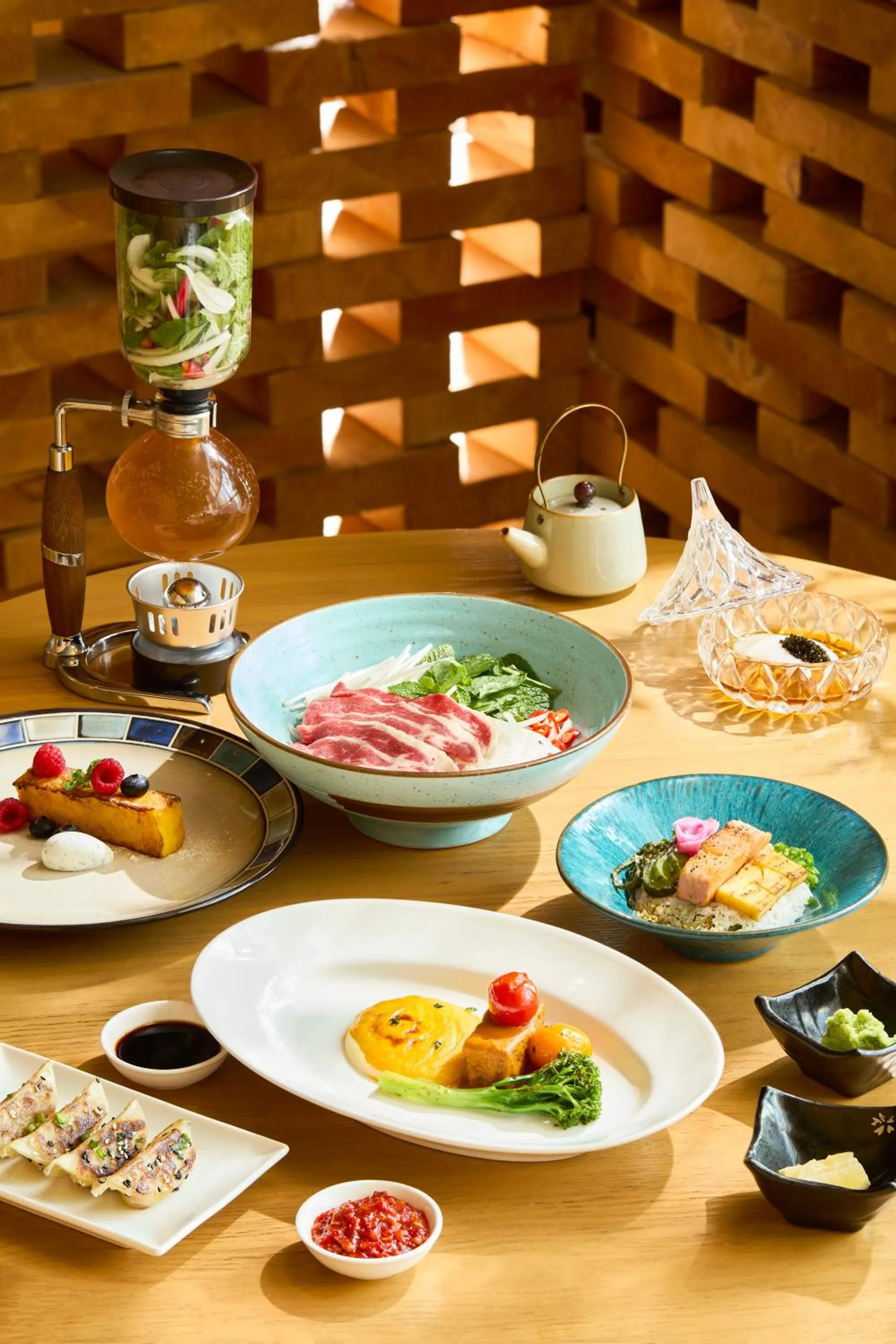 Restaurant/places to eat in The Westin Chongqing Liberation Square