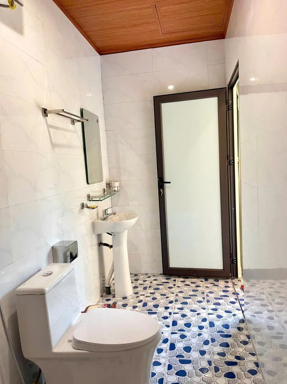 Toilet in Tam Coc Cat Luong Homestay