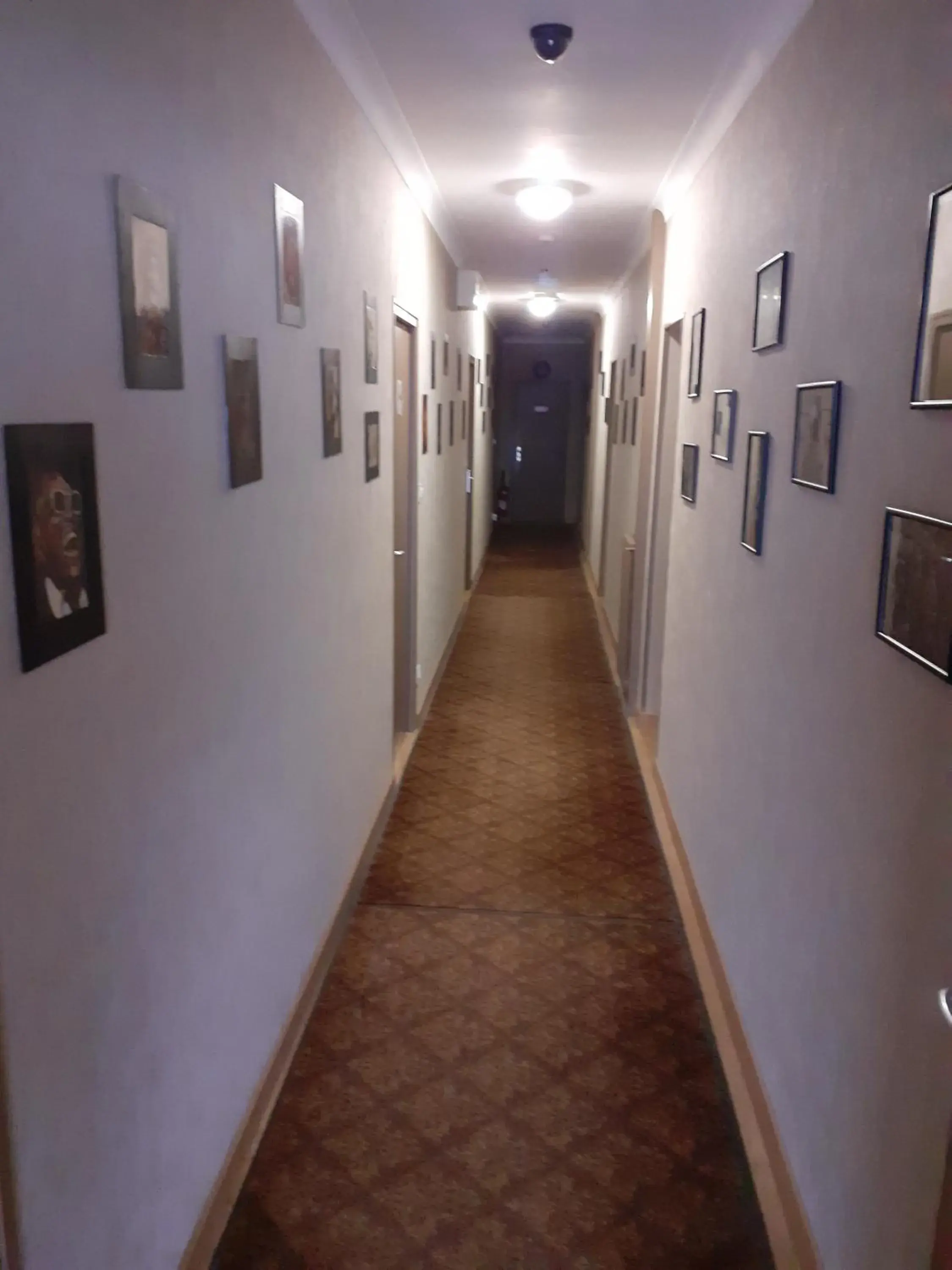 Standard Triple Room in Le Chapeau Rouge Standard Triple Room in Le Chapeau Rouge