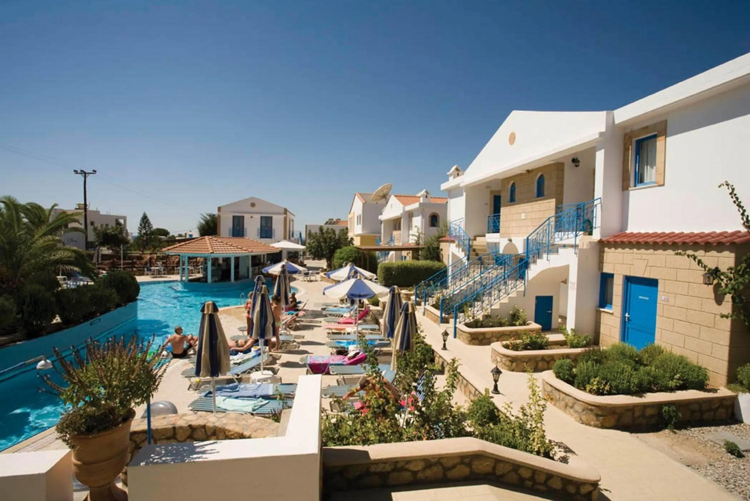 Facade/entrance in Pefki Islands