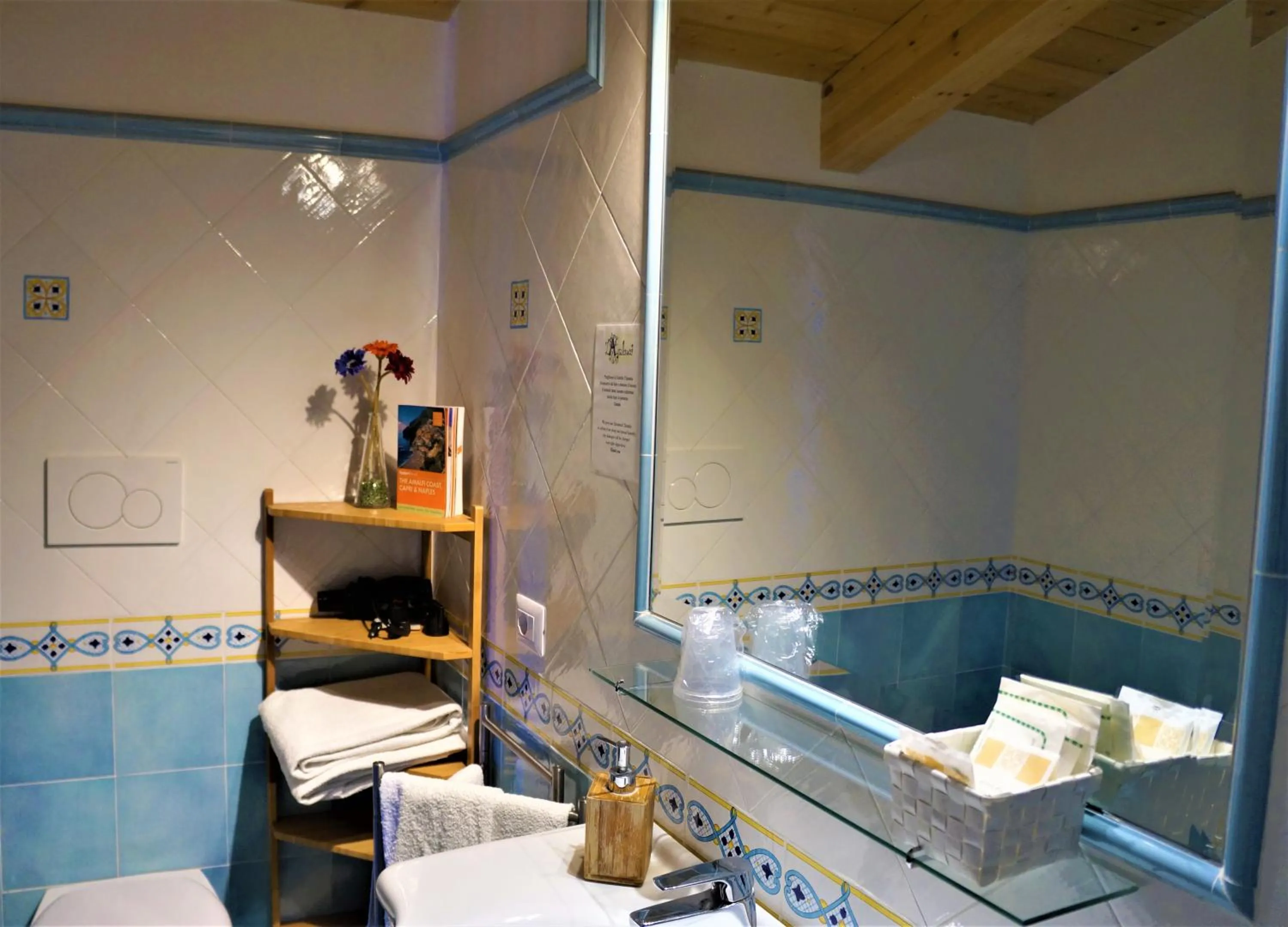 Bathroom in L'Arabesco B&B