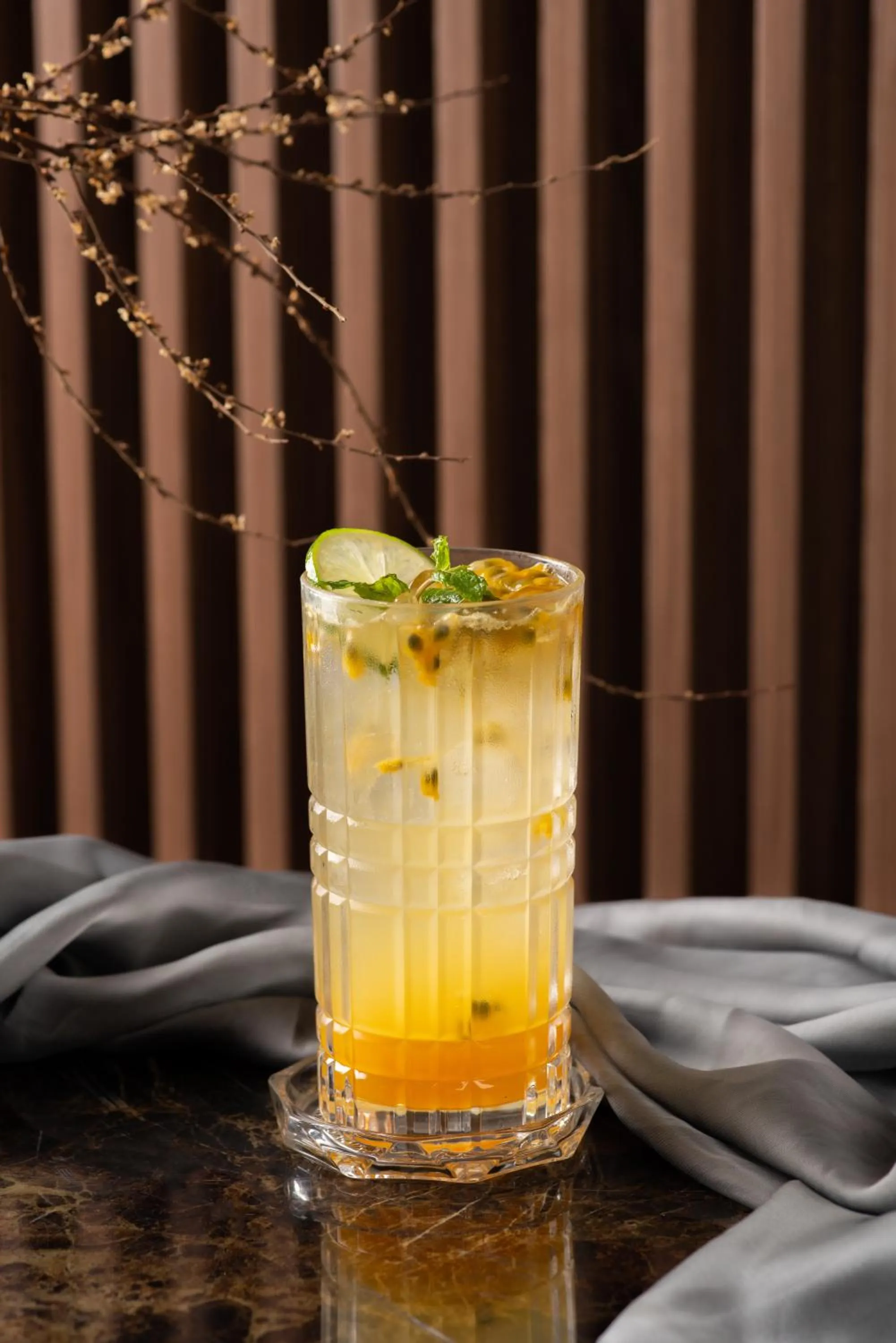 Restaurant/places to eat in Sunflower Luxury Hotel