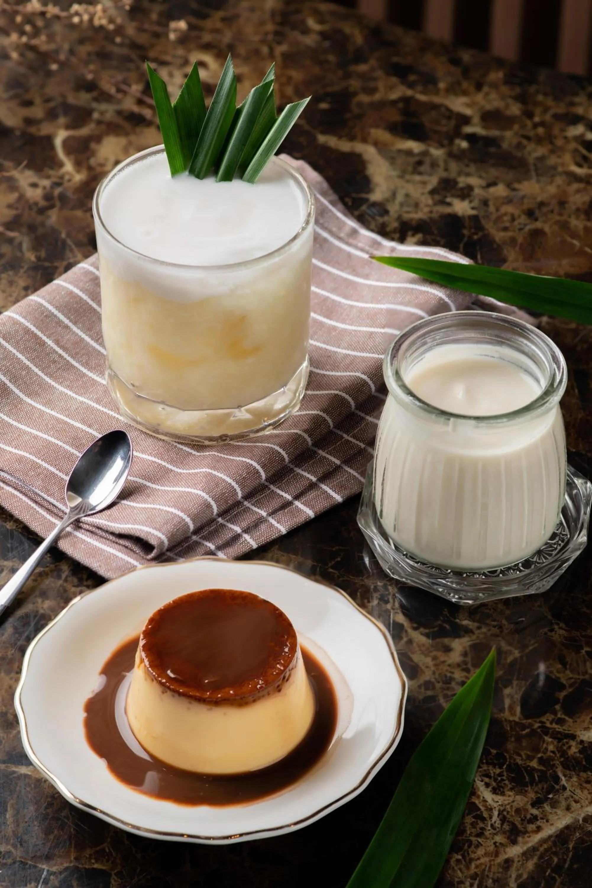 Restaurant/places to eat in Sunflower Luxury Hotel