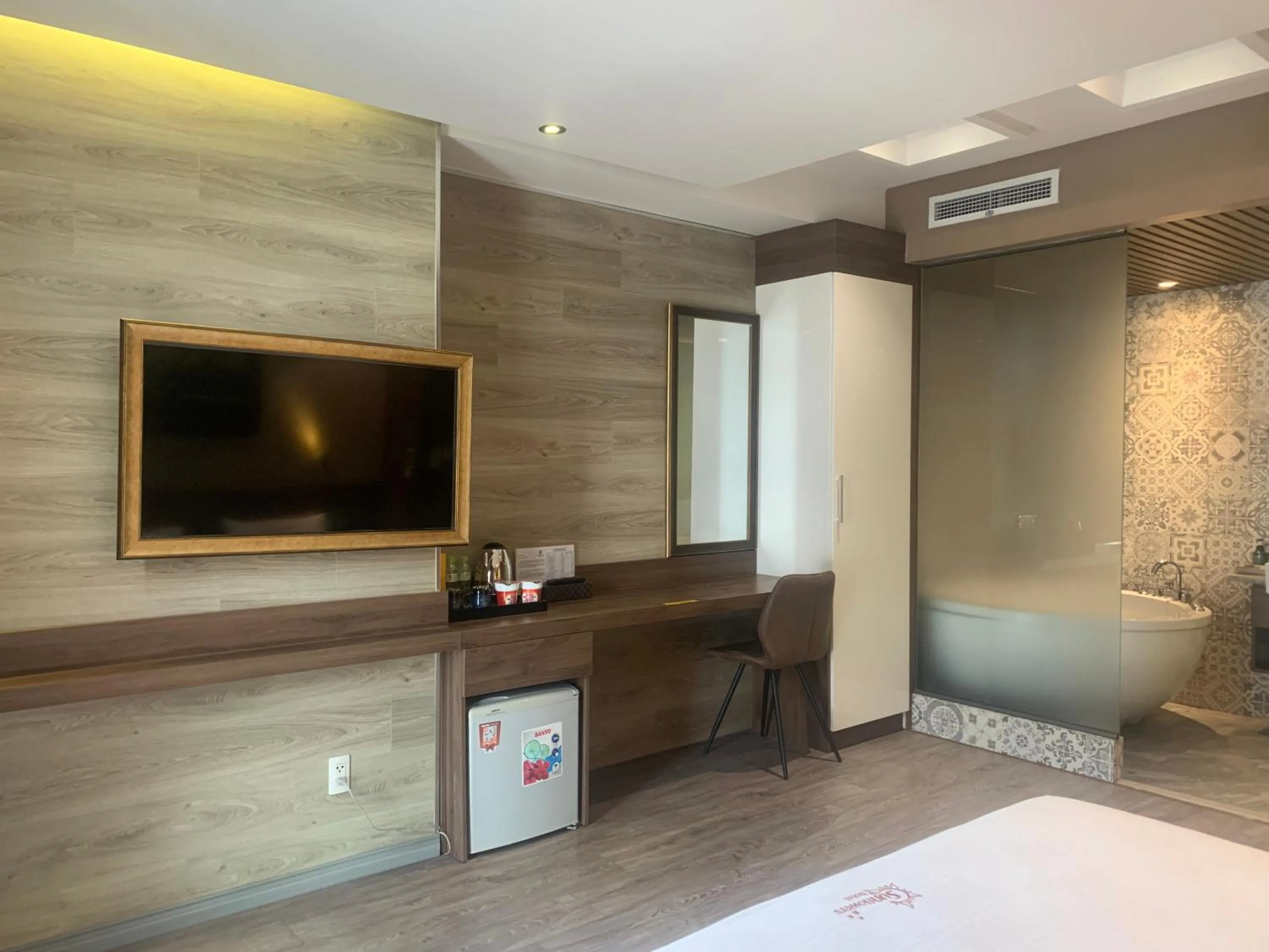 Sunflower Luxury Hotel