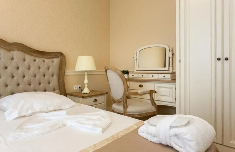 Bedroom, Bed in Therma Palace - SPA Mineral Pool & All inclusive & Free Parking